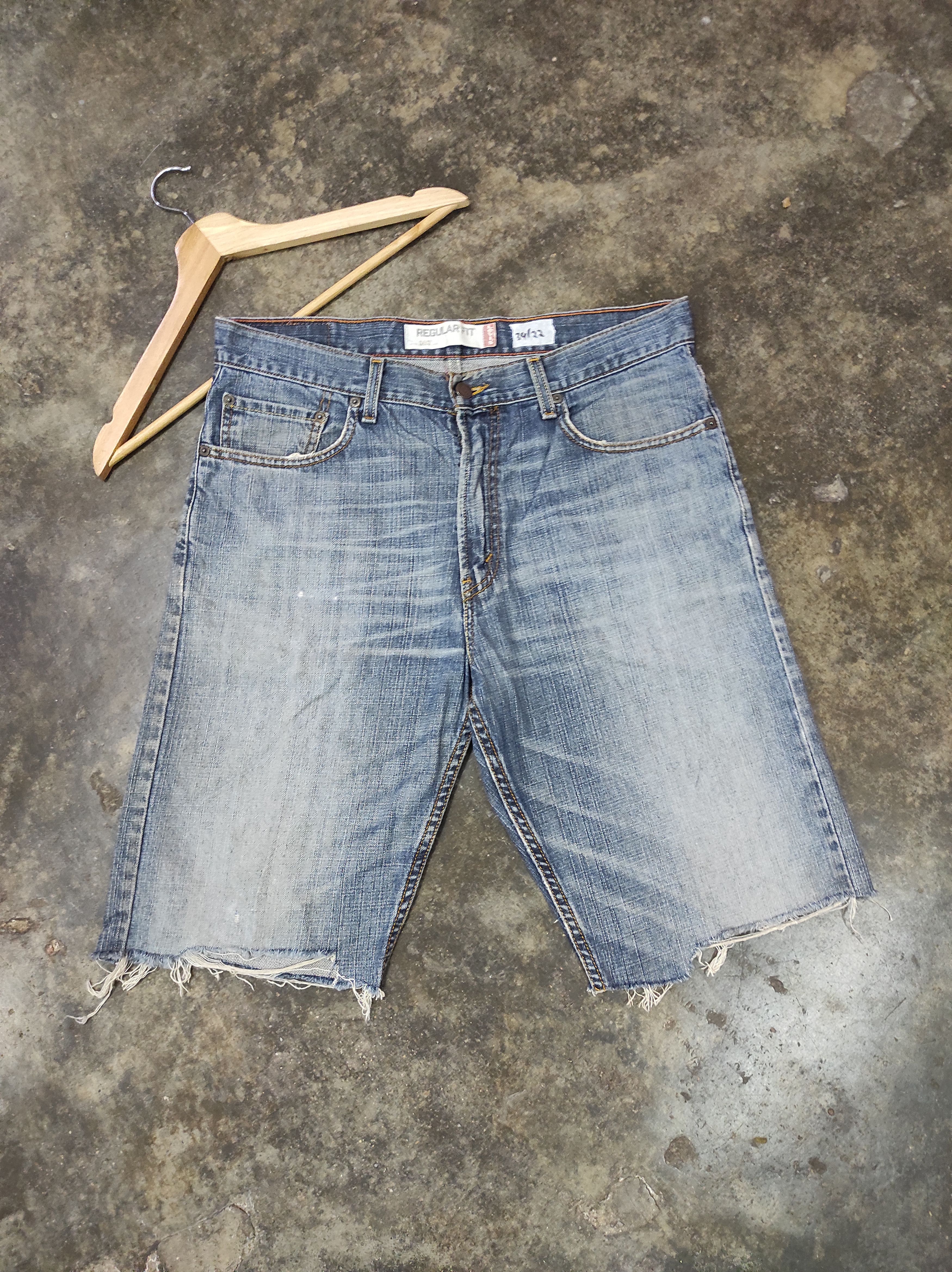 LVC × Levi's Vintage Clothing 505 DISTRESSED LEVIS REGULAR FIT DENIM JEANS Size US 34 / EU 50 - 1 Thumbnail