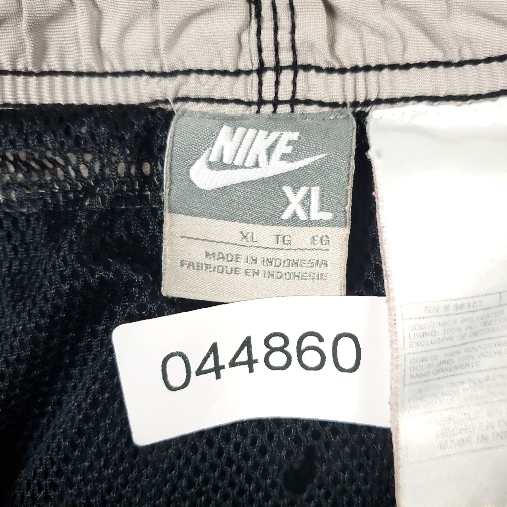 Nike VINTAGE Nike Shorts Mens XL Gray Swoosh Beach Board Swim Trunks Size US 36 / EU 52 - 8 Thumbnail