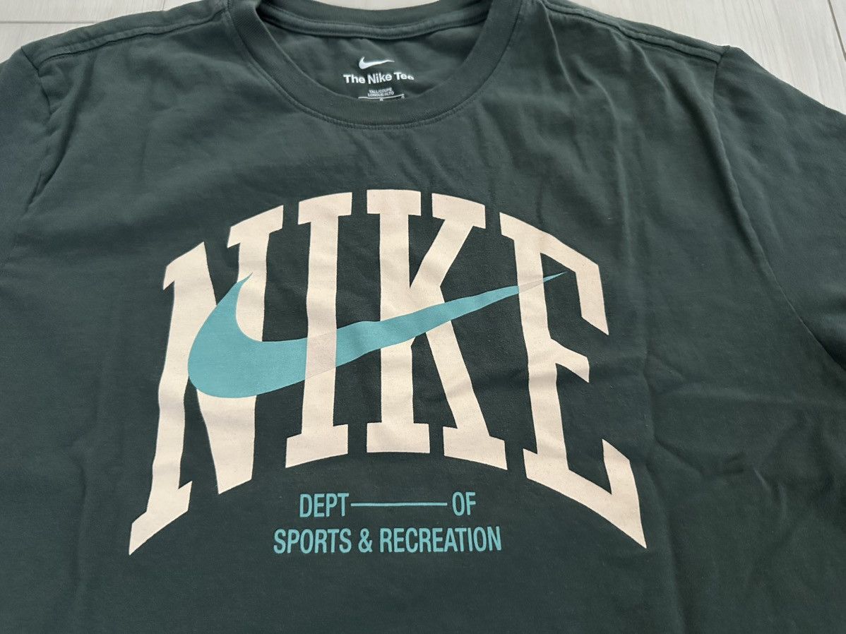 Nike Vintage nike sportswear tshirt tee green rare sz large tall Size US L / EU 52-54 / 3 - 2 Thumbnail