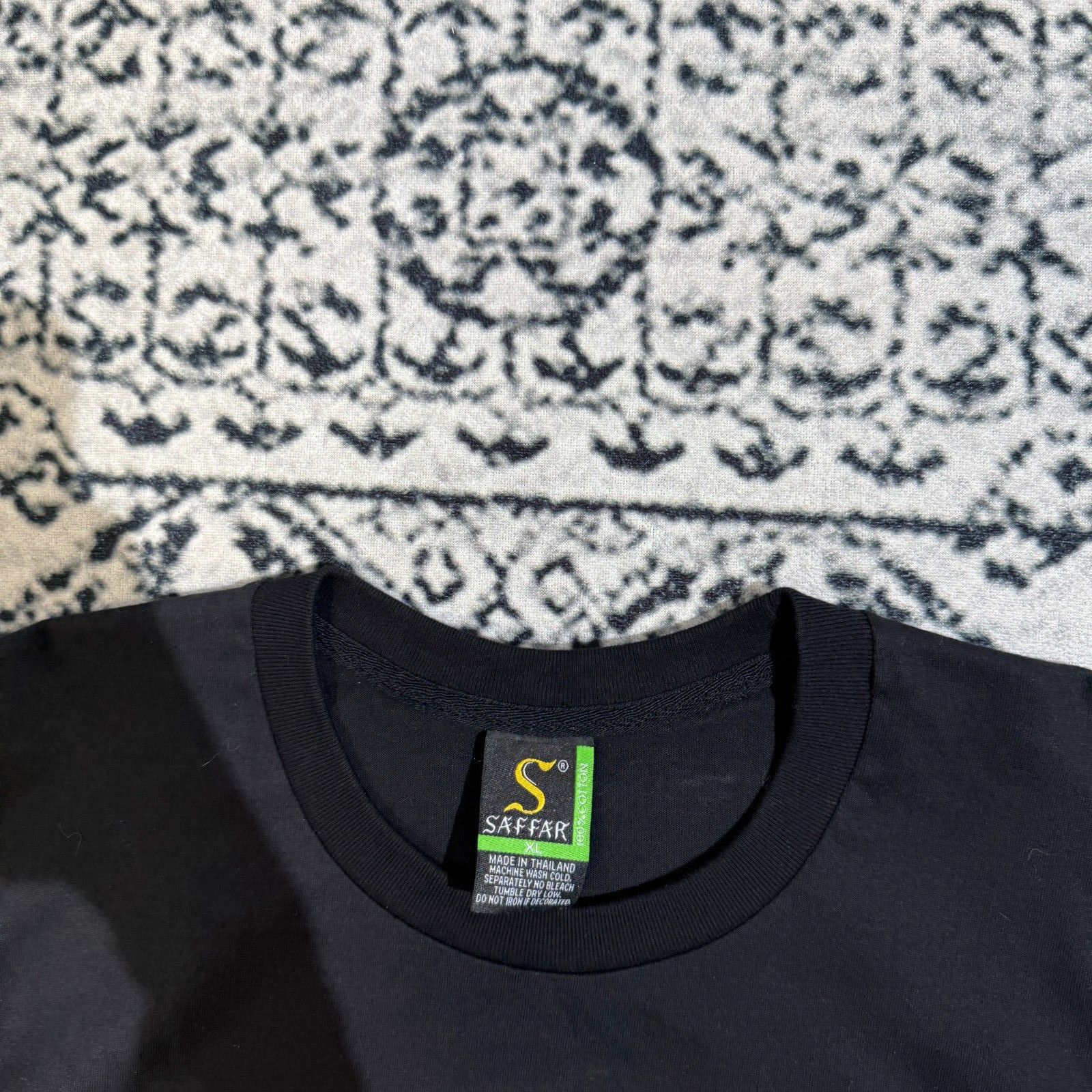 Vintage Hard Rock Unisex Black Cotton T-Shirt Size XL Y2K 90s Size US XL / EU 56 / 4 - 6 Thumbnail