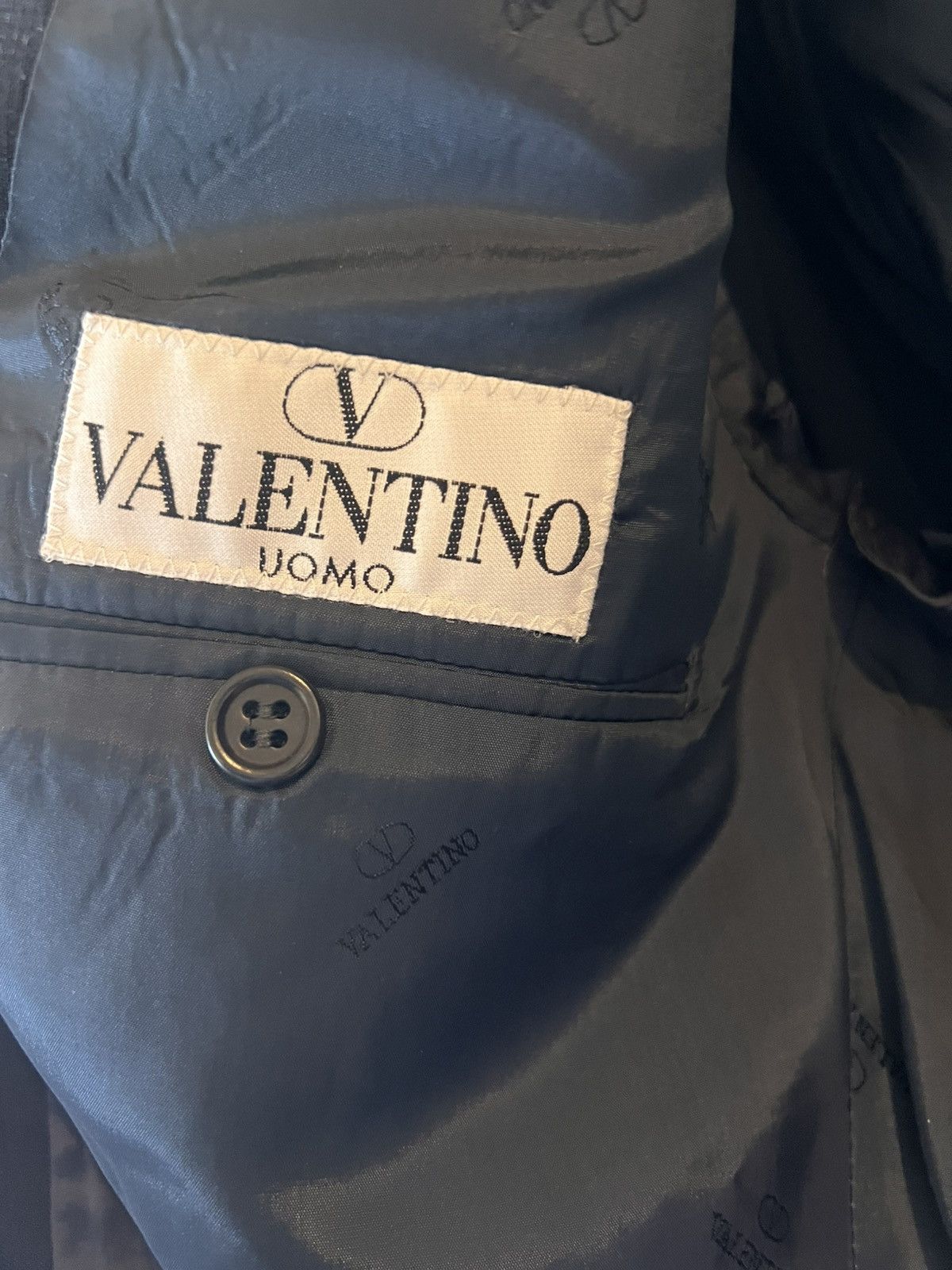 Valentino Men’s Valentino Black Suit Size 40R - 2 Thumbnail