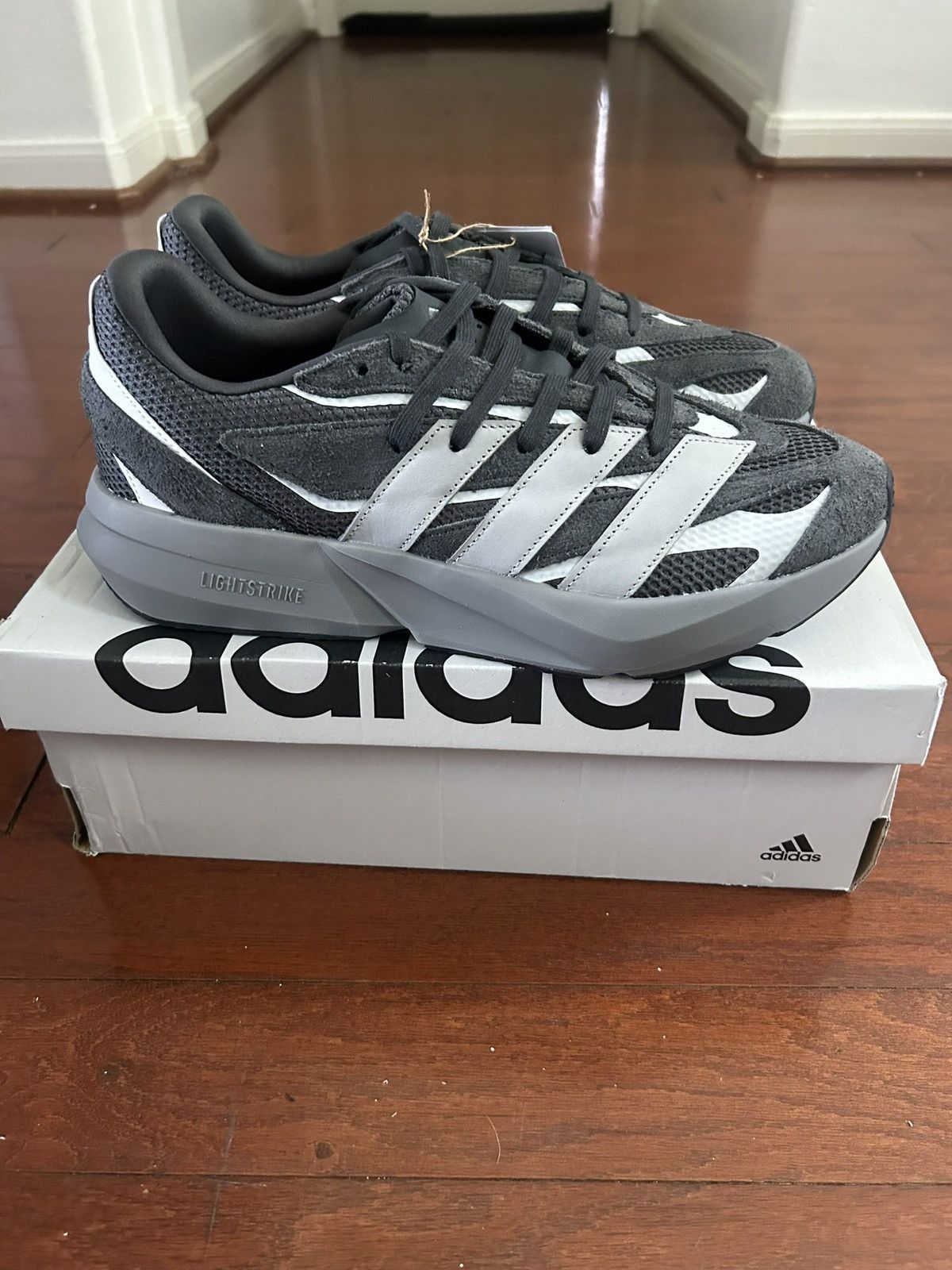 Adidas Lightblaze Sneakers Size US 11.5 / EU 44-45 - 1 Thumbnail