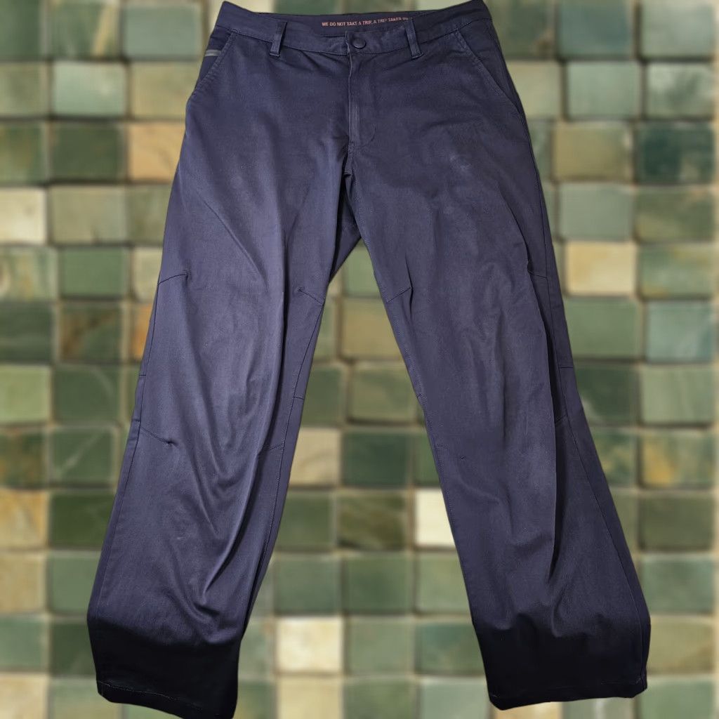 Rhone Rhone Mens Pants 30x29 Blue Straight Leg Chino Size US 30 / EU 46 - 1 Thumbnail