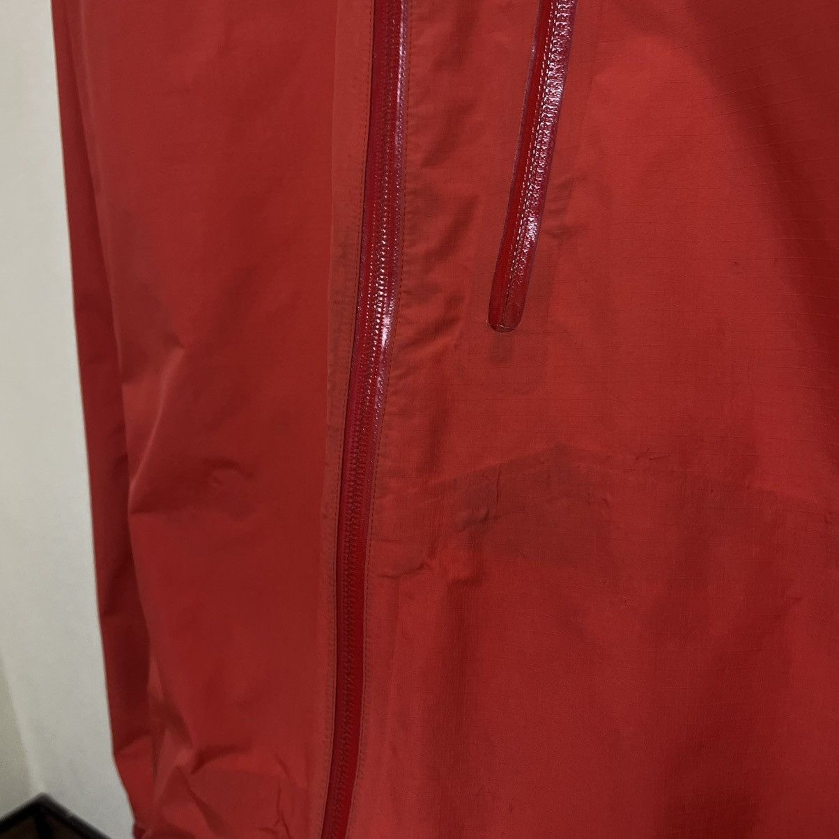 Arc'teryx Men's Arcteryx Beta Gore-Tex Jacket Size US L / EU 52-54 / 3 - 8 Thumbnail