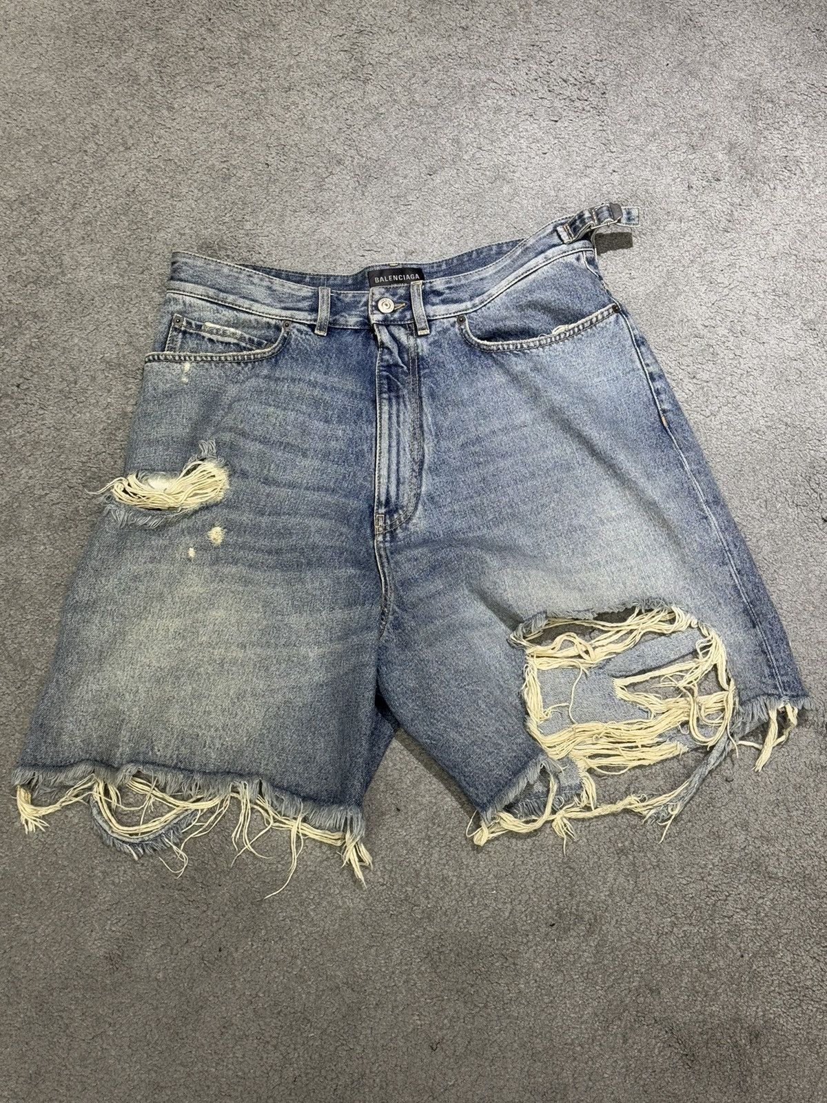 Balenciaga Balenciaga 24ss denim Size US 30 / EU 46 - 1 Thumbnail