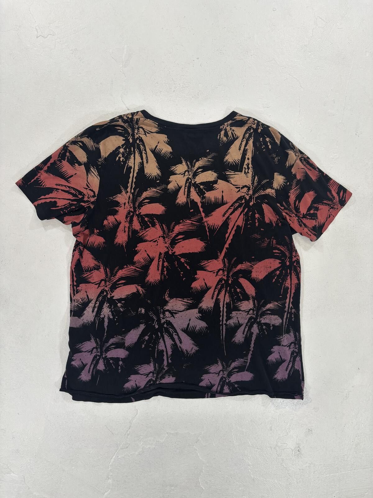Saint Laurent Paris Saint Laurent Palms T-Shirt Size US M / EU 48-50 / 2 - 3 Thumbnail