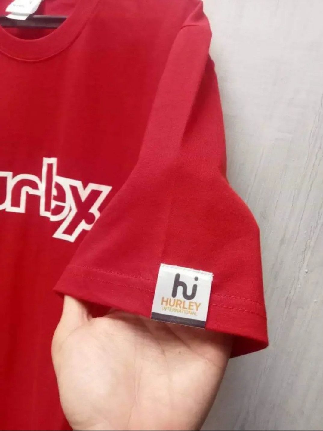 Hurley T-shirt Hurley Spell out logo 2000 Size US L / EU 52-54 / 3 - 3 Thumbnail