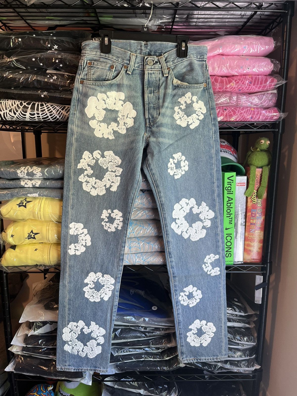 image of Denim Tears Light Washed Cotton Wreath Levi Jeans in Blue, Men's (Size 28)