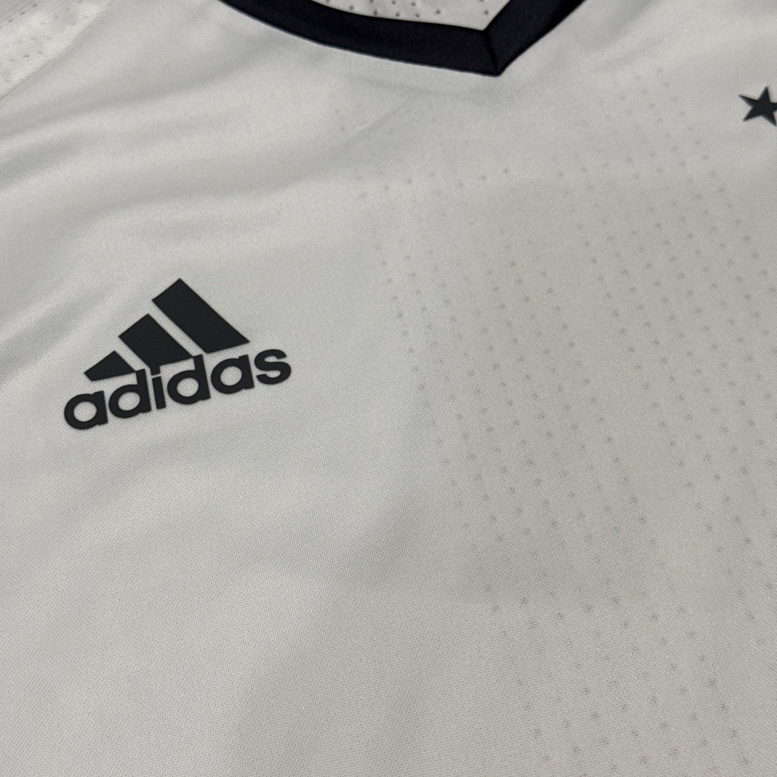 Adidas Germany 2015 Home PLAYER VERSION adidas Jersey Mens XL Size US XL / EU 56 / 4 - 4 Thumbnail