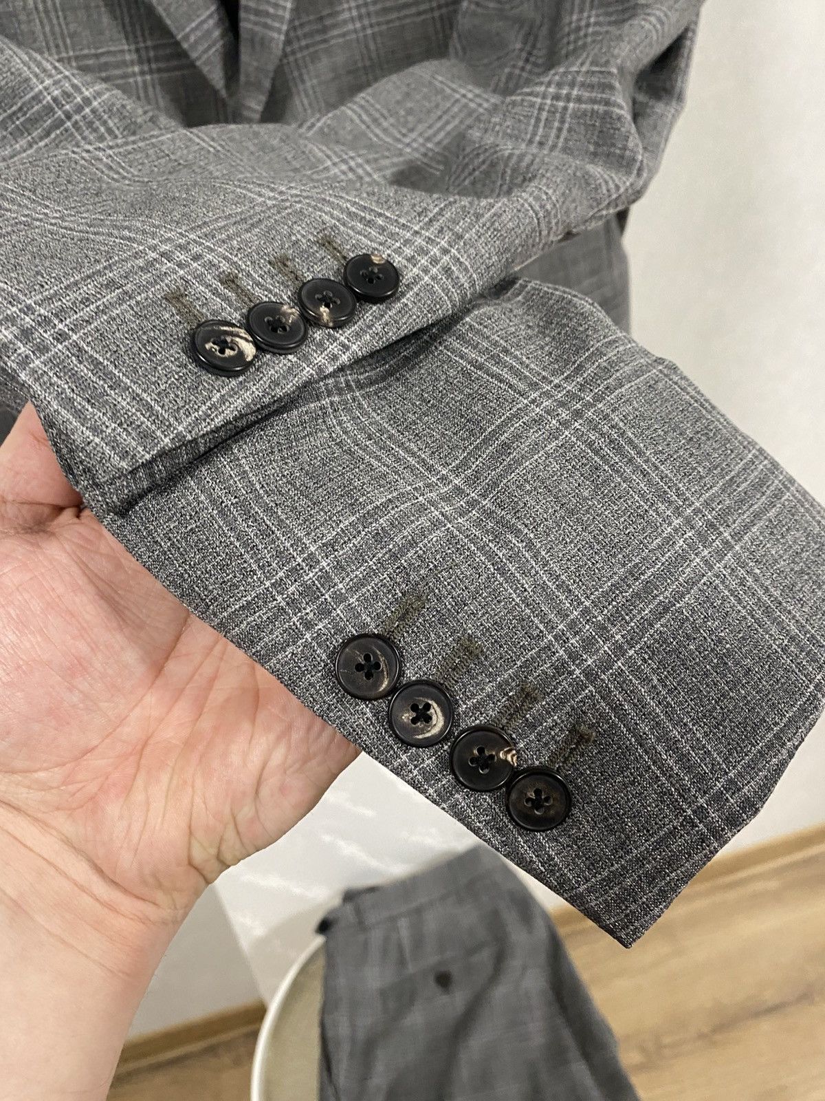 Reiss Reiss Three-piece Grey Checkered Wool Suit Size: 42R Size 42R - 5 Thumbnail