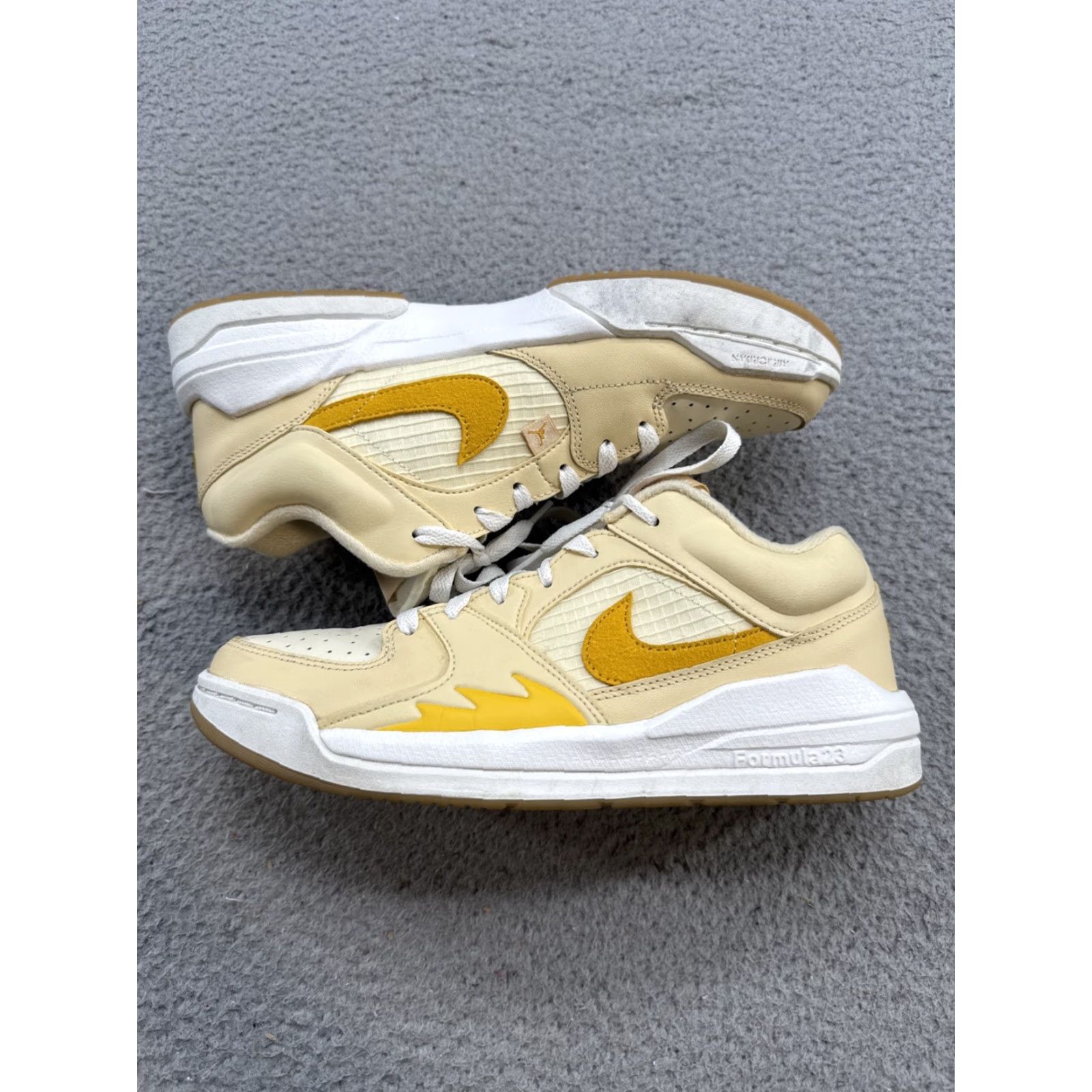 Jordan Brand Nike Jordan Stadium 90 Sneaker Women’s SZ 10 Beige Yellow Orange FN0584-200 Size US 10 / IT 40 - 2 Thumbnail