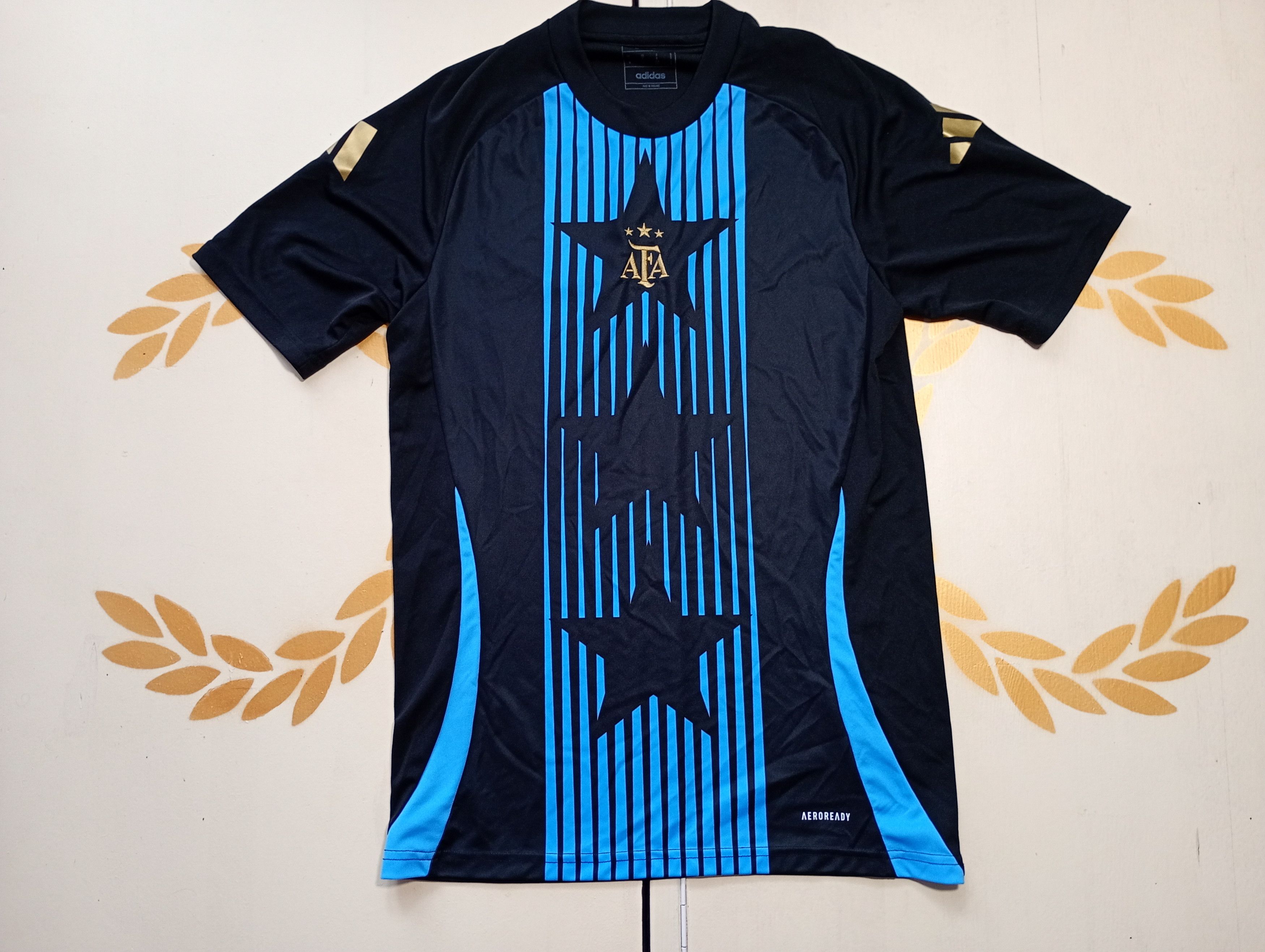 Adidas Adidas Argentina Pre-match Jersey 2024-2025 Size US S / EU 44-46 / 1 - 1 Thumbnail