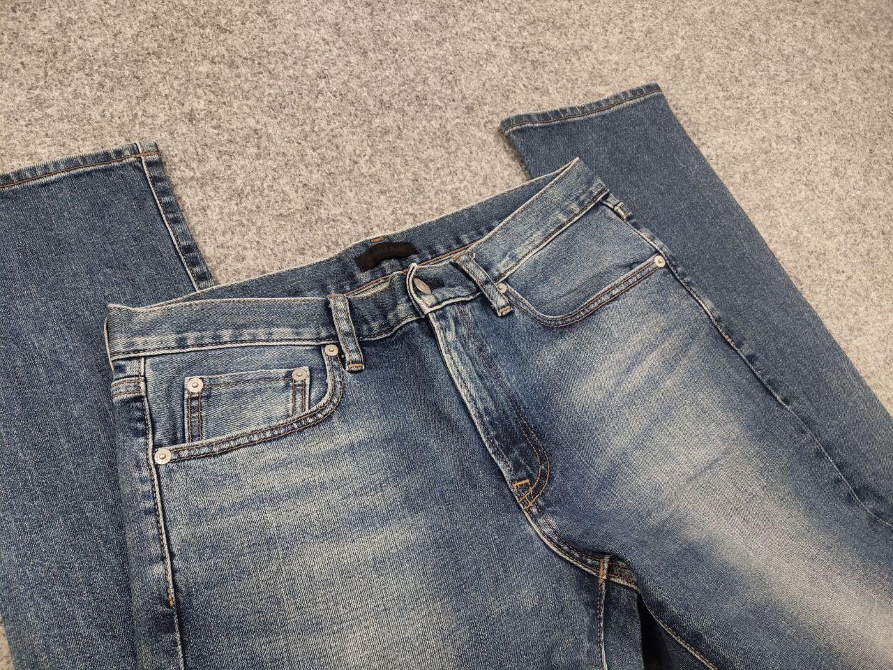 Uniqlo Uniqlo Japan Design Selvedge By Kaihara Faded denim Jeans Size US 31 - 10 Thumbnail
