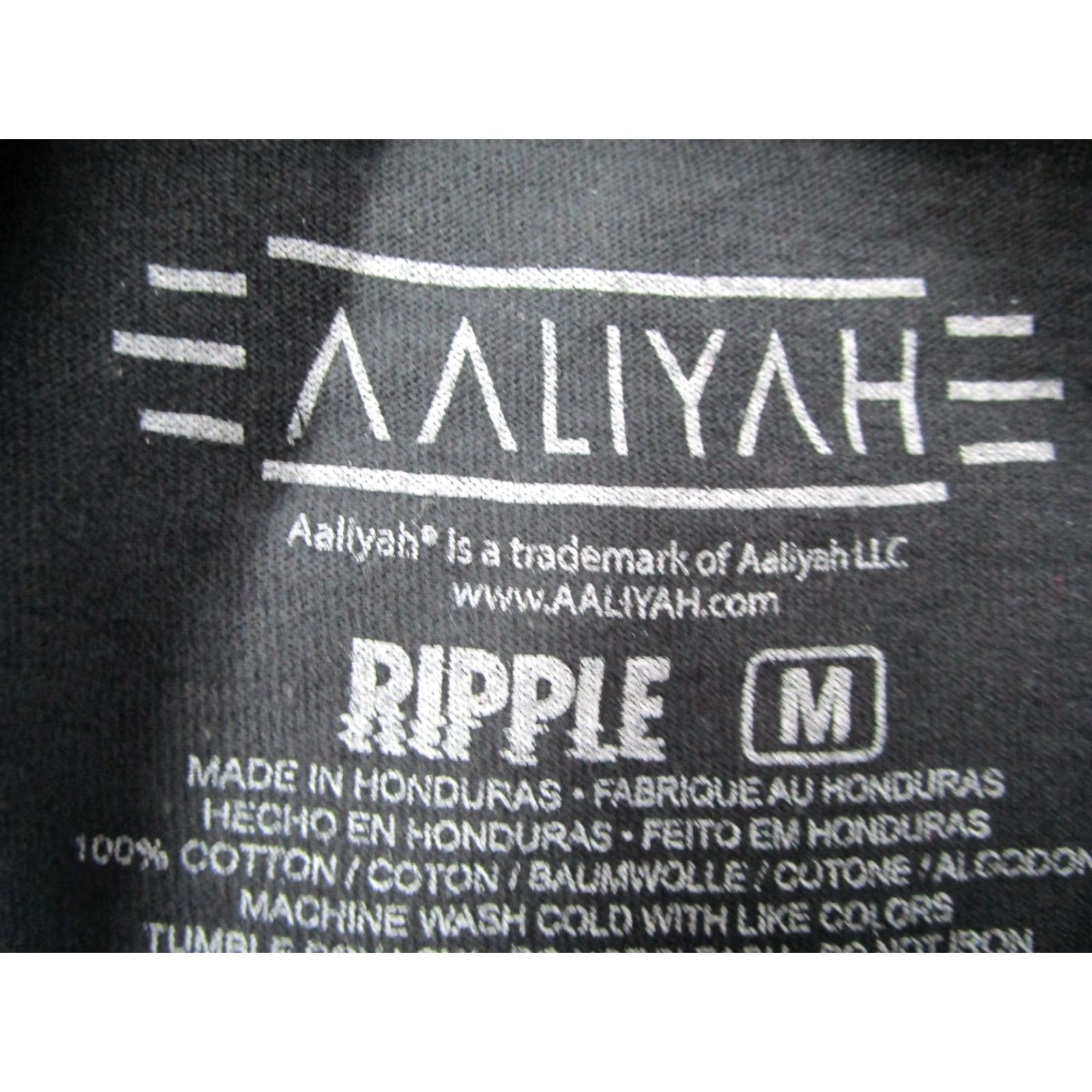 Ripple Junction Aaliyah Ripple Junction Shirt Medium Black RIP Portrait Short Sleeve Retro Mens Size US M / EU 48-50 / 2 - 3 Thumbnail
