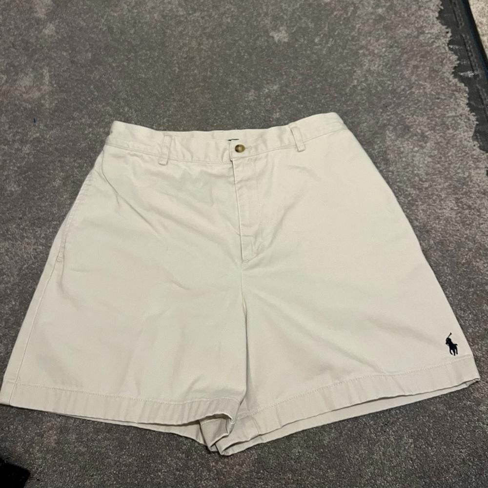 Polo Ralph Lauren RALPH LAUREN SPORT Polo Horse Logo Khaki Bootie Shorts Size 30" / US 8 / IT 44 - 1 Thumbnail