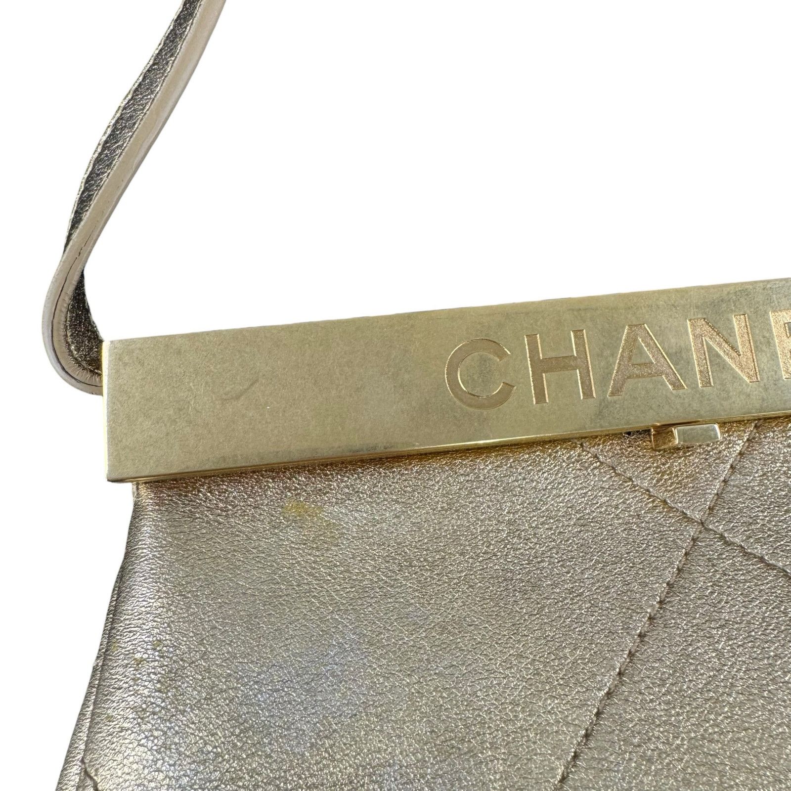 Chanel Chanel Matelassé Kiss Lock Frame Shoulder Bag Size ONE SIZE - 13 Thumbnail