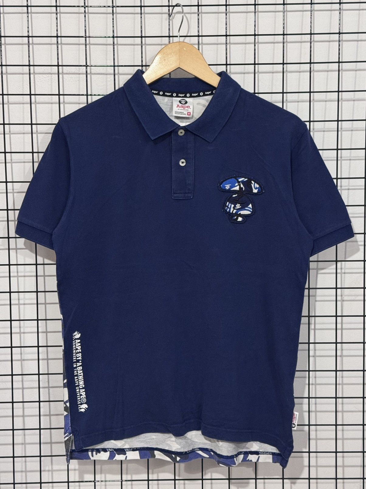 Aape polo shirt is from the brand AAPE BY A BATHING APE. Size US M / EU 48-50 / 2 - 1 Thumbnail