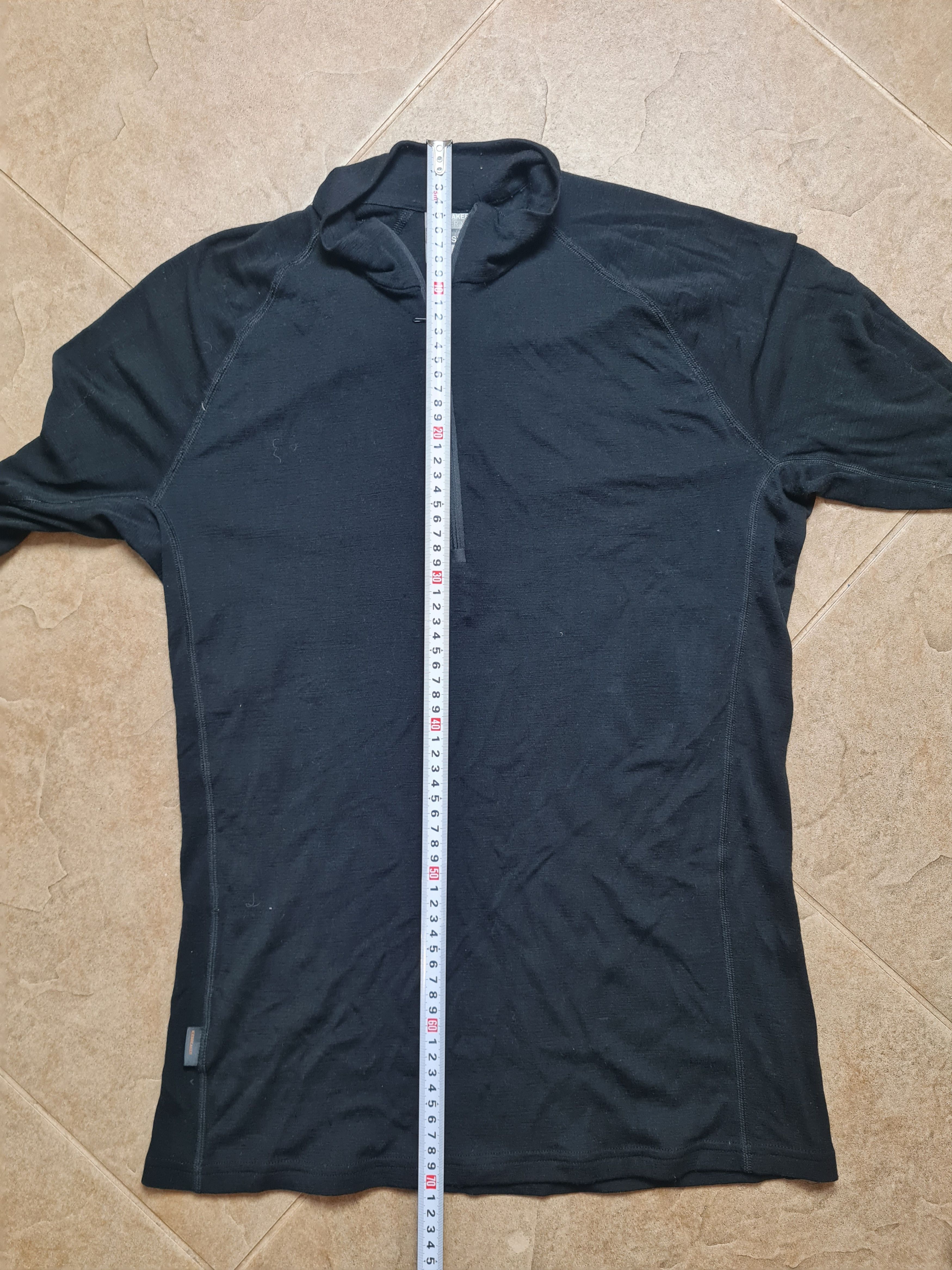 Icebreaker Trekking Icebreaker Wool Elemental Long Sleeve Black Merino Size US L / EU 52-54 / 3 - 7 Thumbnail