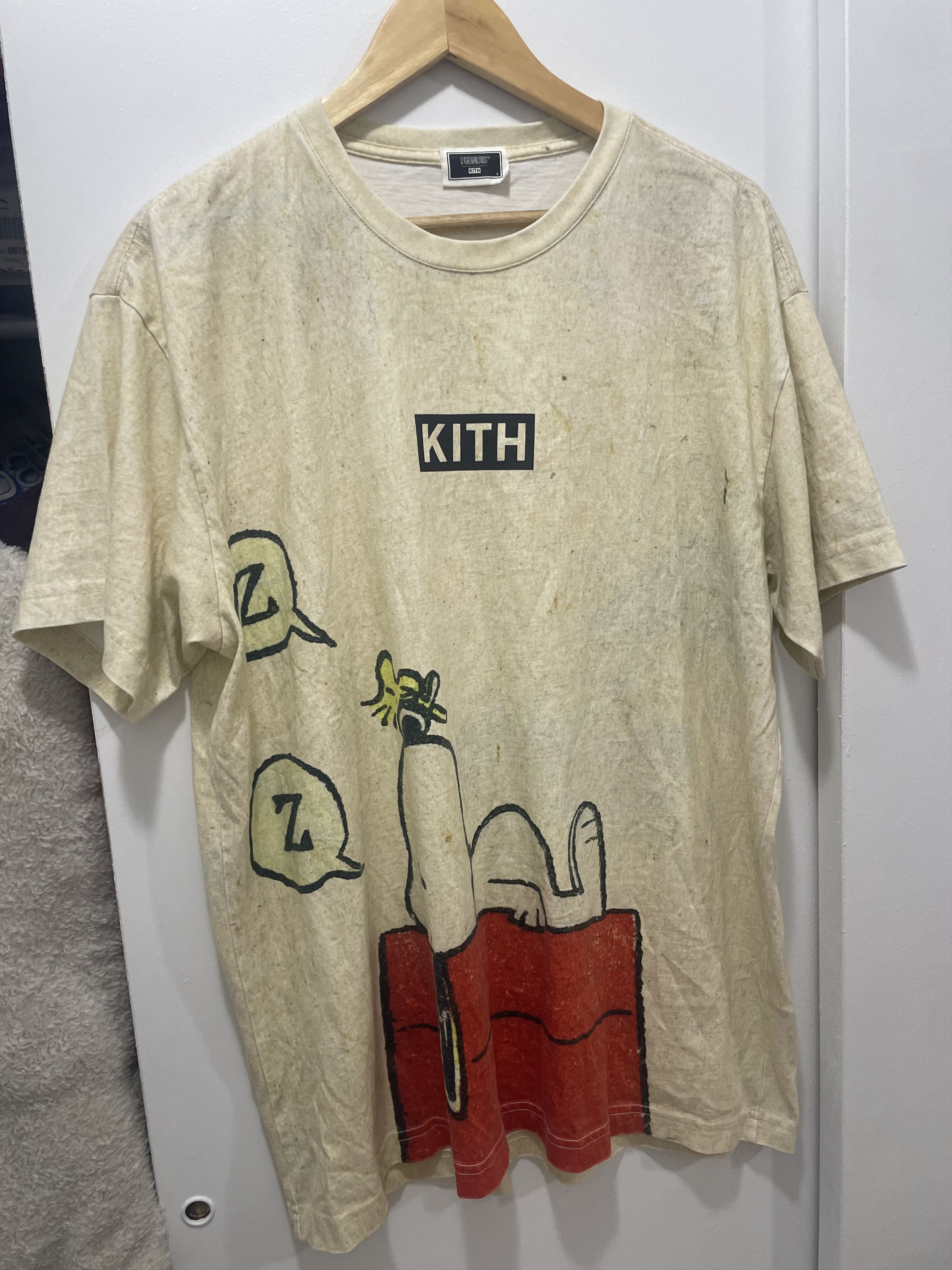Kith × Peanuts Kith x Peanuts Snoopy DJ Vintage Tee Large | Grailed