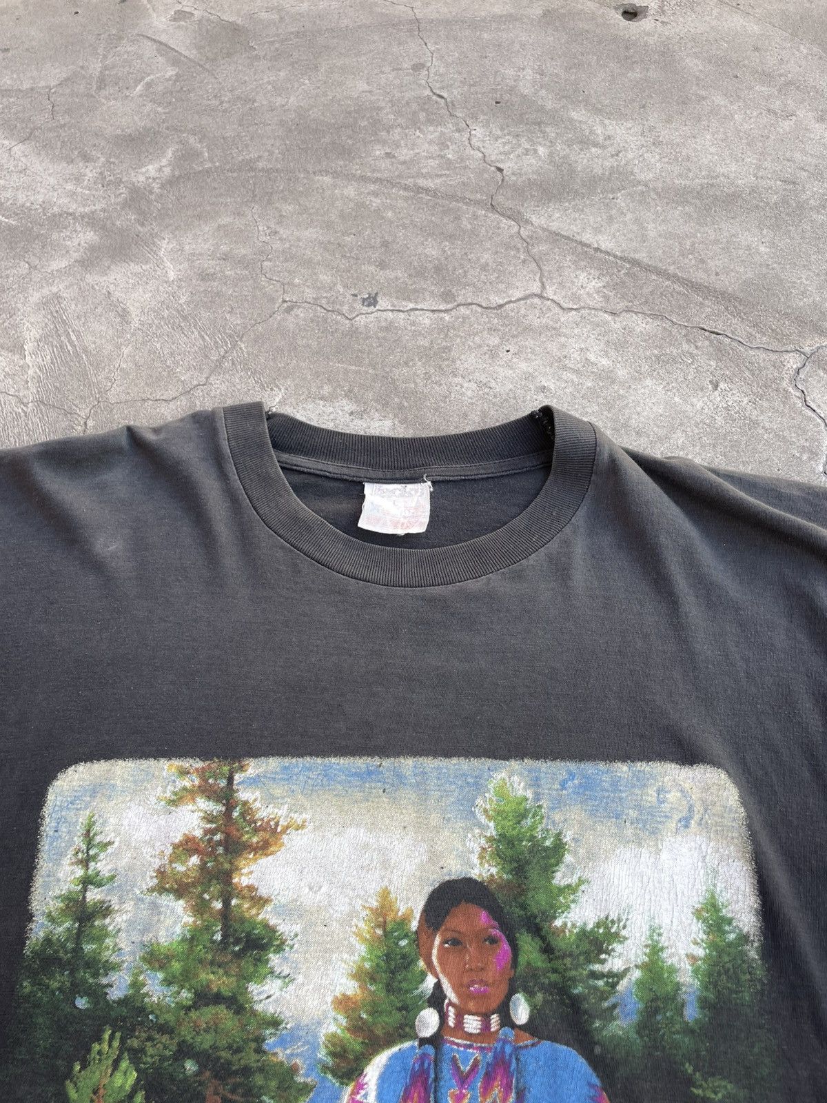 Vintage Ancient 1980s Single Stitched T-Shirt, Sunfade Size US L / EU 52-54 / 3 - 10 Thumbnail