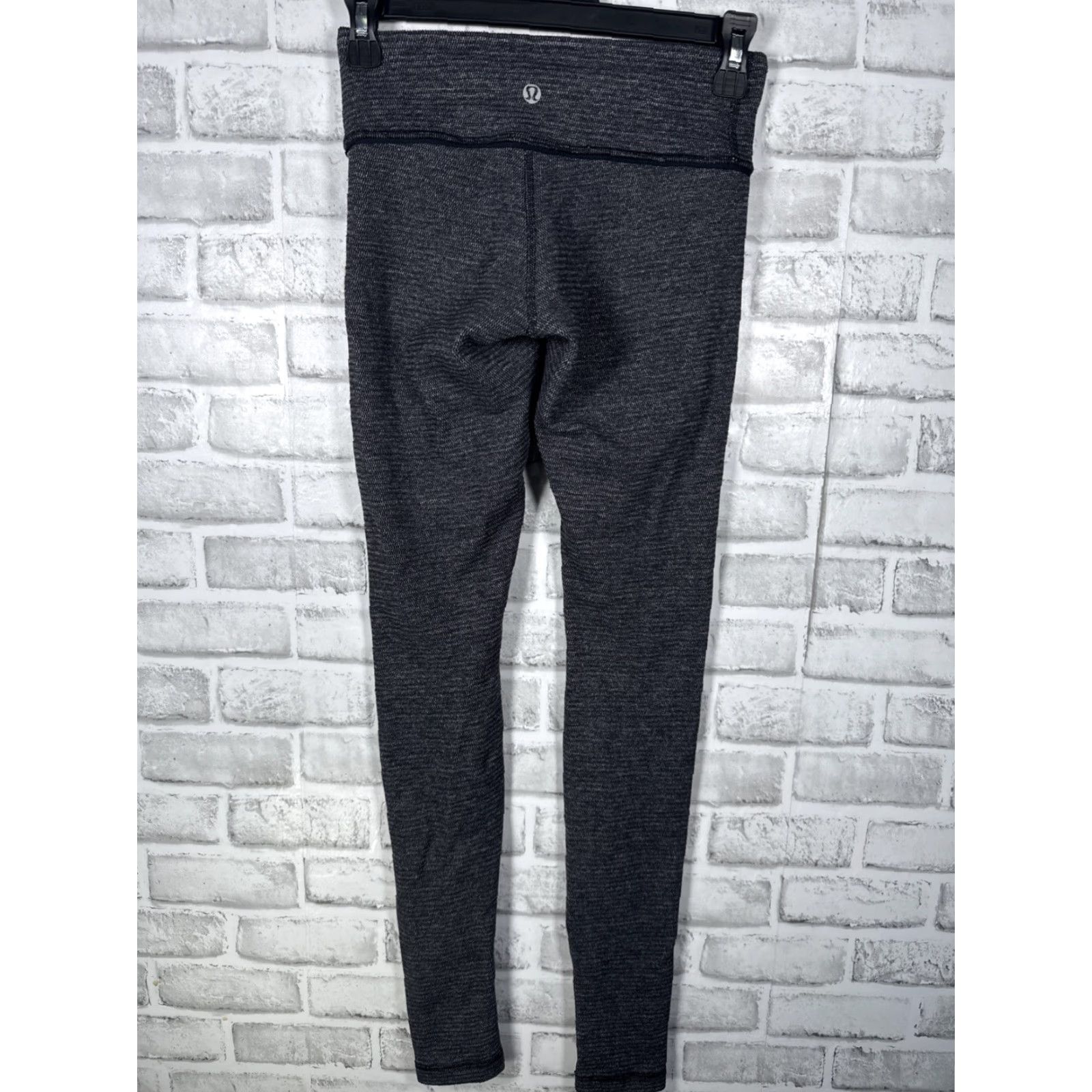 Lululemon Lululemon Womens Size 4 Gray Leggings Size 27" / US 4 / IT 40 - 4 Thumbnail