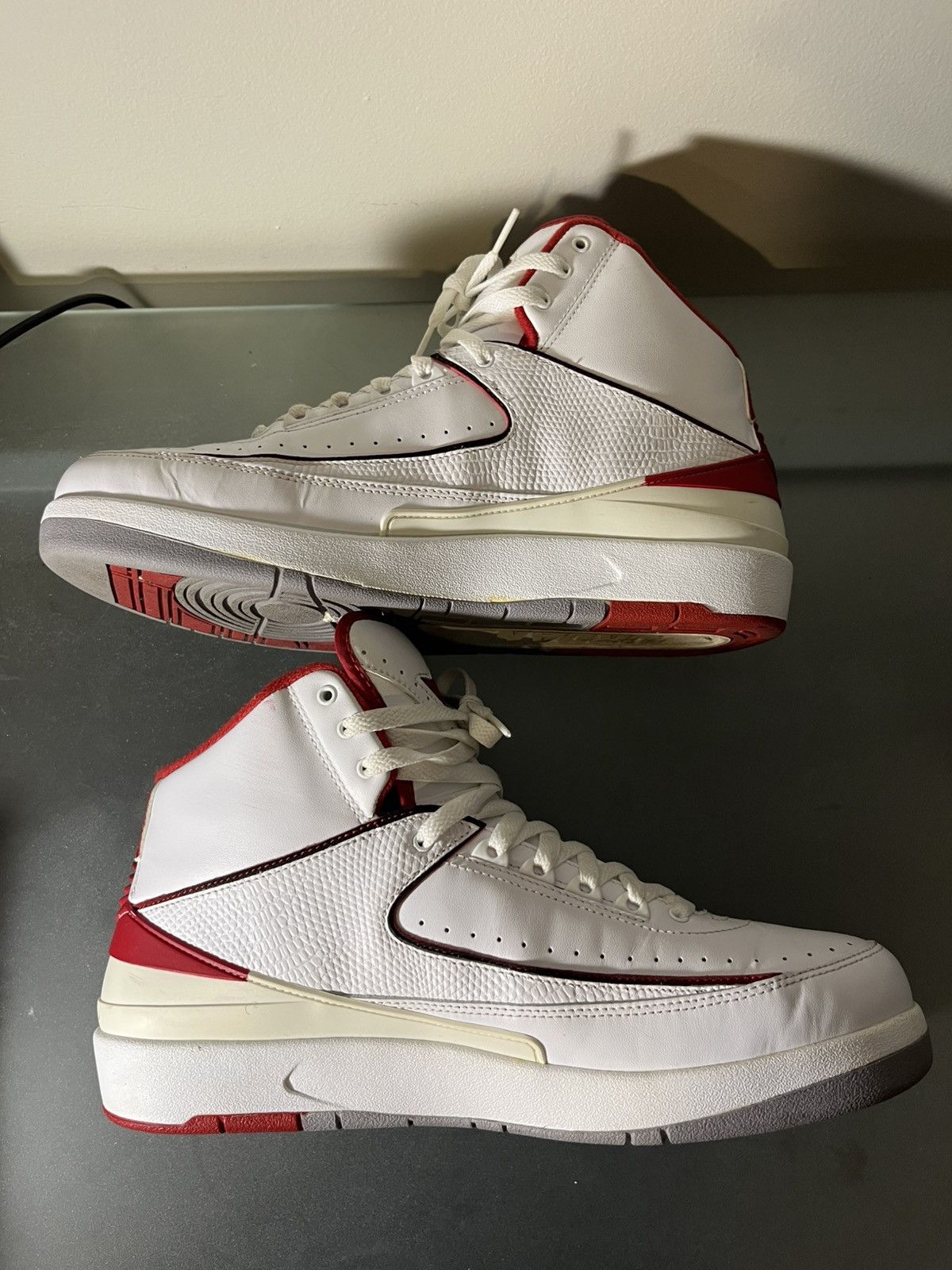 Jordan Brand Nike Air Jordan 2 White Red 2014 Size US 11.5 / EU 44-45 - 4 Thumbnail