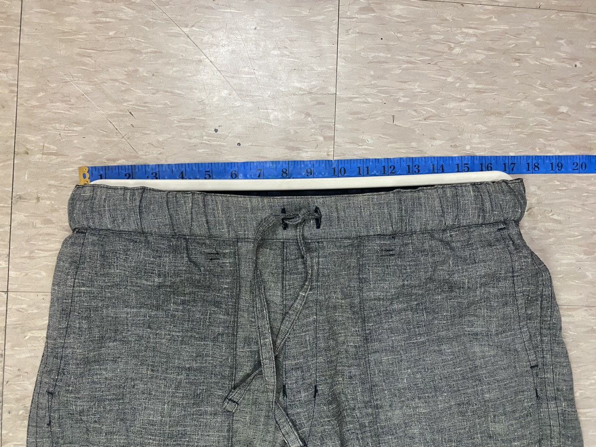 Issey Miyake × Japanese Brand × Pleats Please Issey Miyake Issey miyake men Cropped grey x black reversible drawstring Size US 32 / EU 48 - 7 Thumbnail
