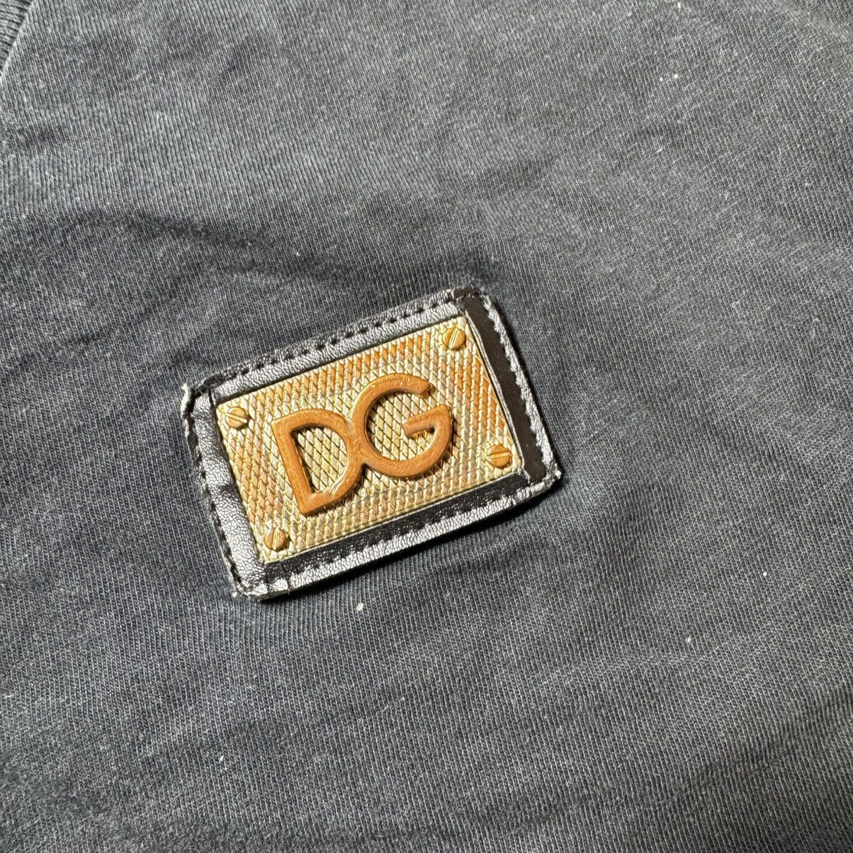 Dolce & Gabbana vintage y2k dolce gabbana t shirt with big metal logo Size US M / EU 48-50 / 2 - 5 Thumbnail