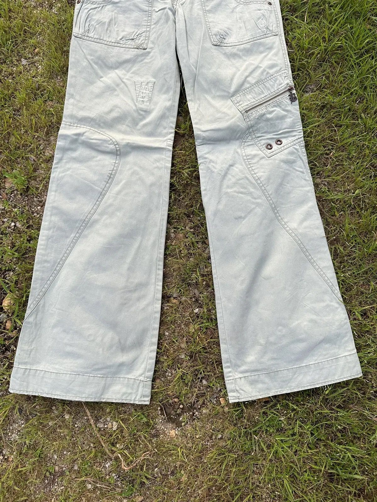Billabong W31 L32🔥FLARES/BOOTCUT Y2K VINTAGE BILLABONG LOW RISE CARGO Size US 31 - 5 Thumbnail