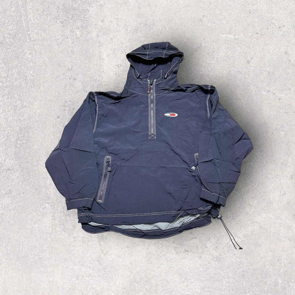 Tommy Hilfiger Vintage Tommy Hilfiger windbreaker Size US XL / EU 56 / 4 - 1 Thumbnail