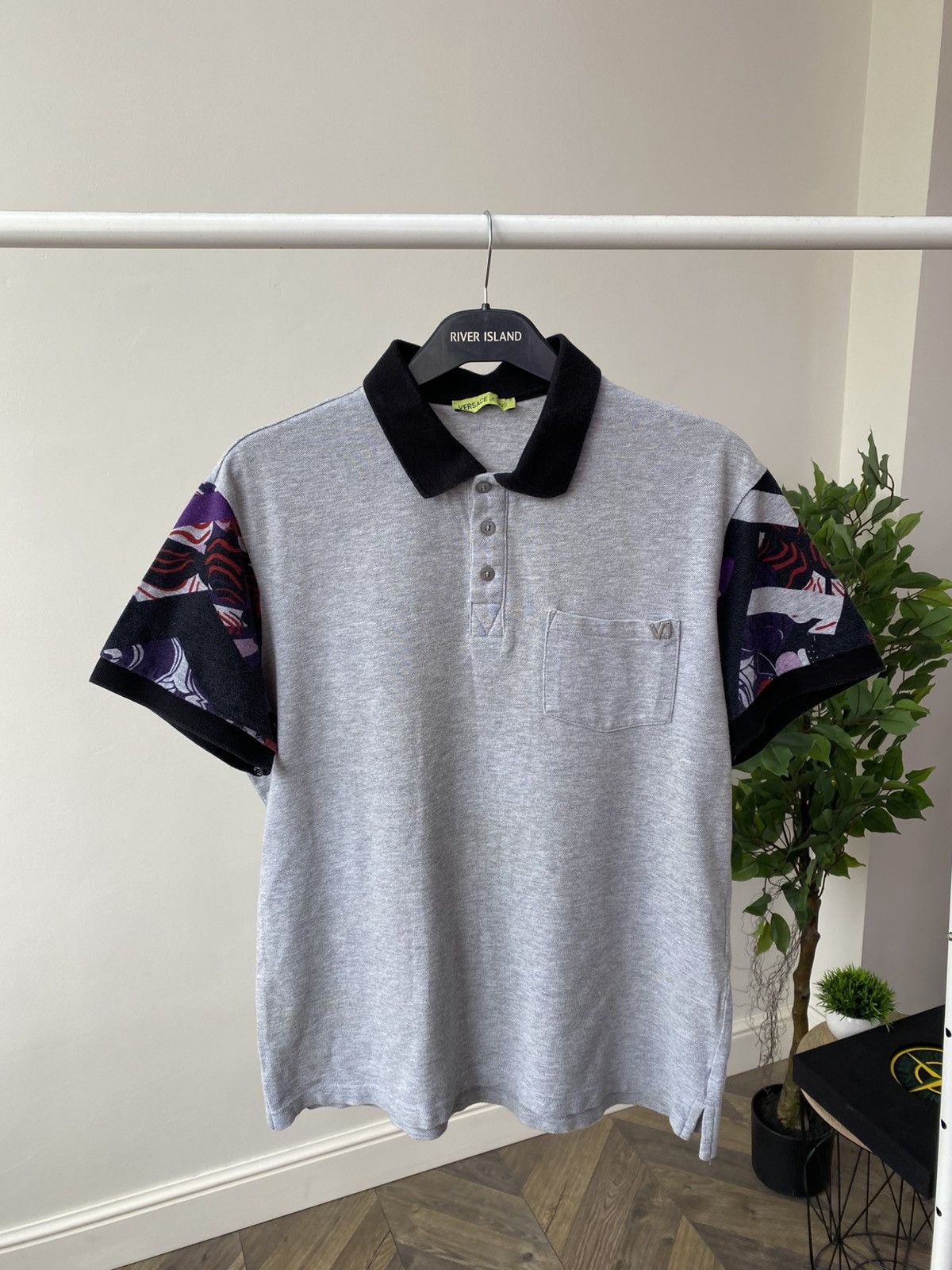 Designer × Versace Jeans Couture × Vintage Vintage Versace Jeans luxury polo shirt Size US L / EU 52-54 / 3 - 1 Thumbnail