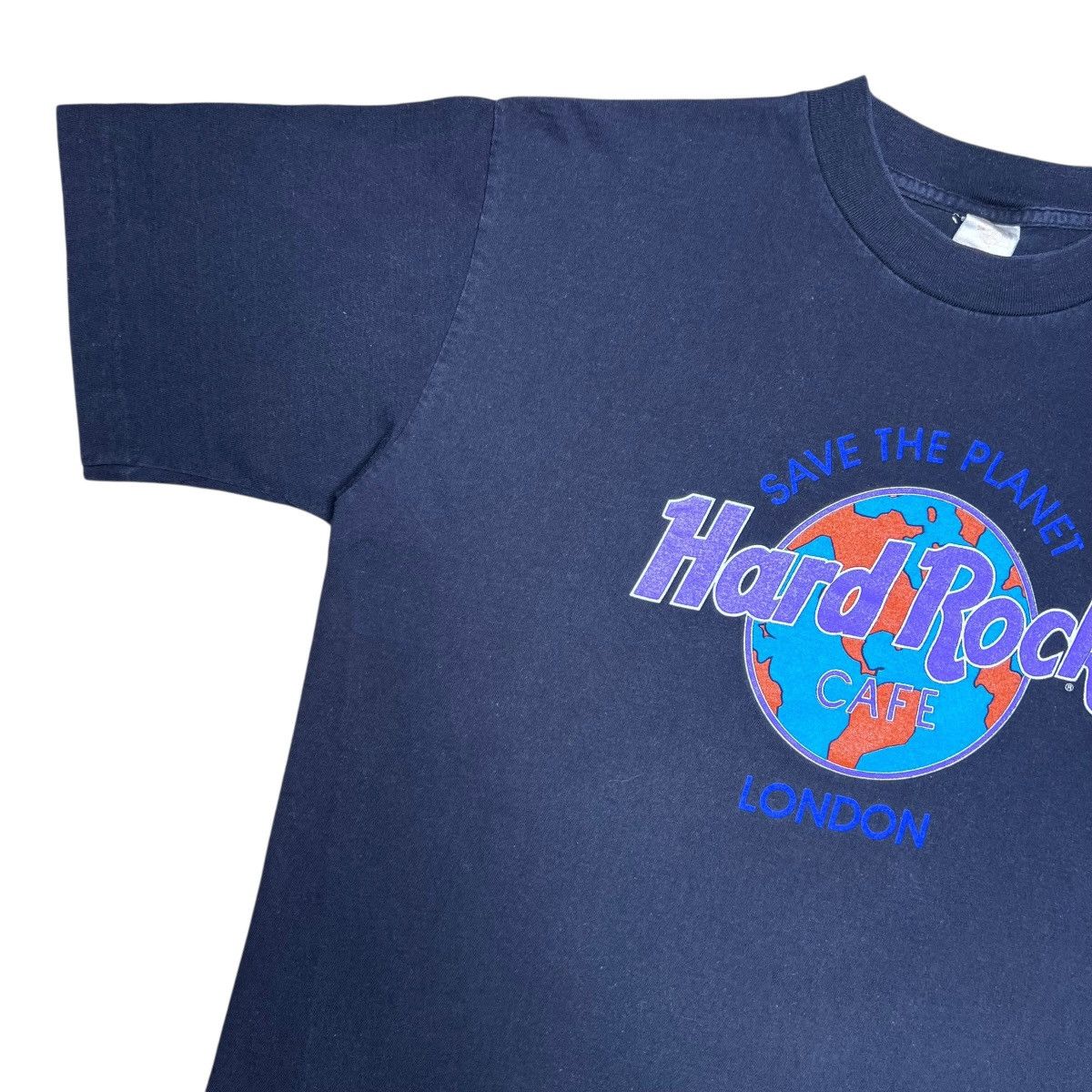 Hard Rock Cafe Vintage 1990s Hard Rock Cafe Save The Planet London Tee Size US L / EU 52-54 / 3 - 7 Thumbnail