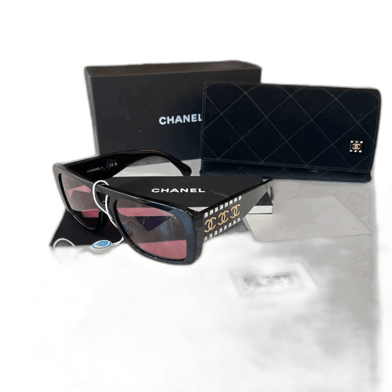 Chanel CHANEL Sunglasses with Diamond-Studded Legs Size ONE SIZE - 1 Thumbnail
