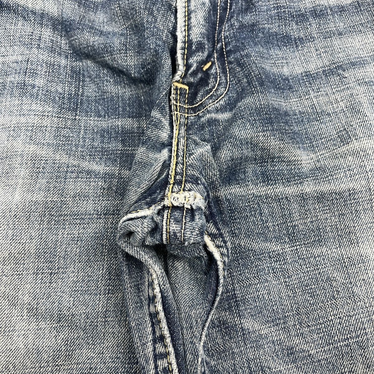 Levi's Vintage Levis 502 Distressed Faded Blue Jeans wc 336 Size US 32 / EU 48 - 6 Thumbnail