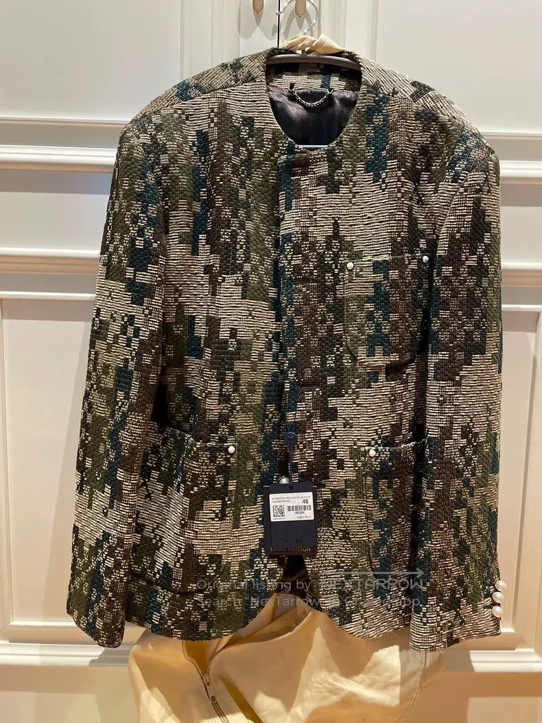 Louis Vuitton Louis Vuitton 24 spring and summer show style feidong lv s Size US S / EU 44-46 / 1 - 1 Thumbnail