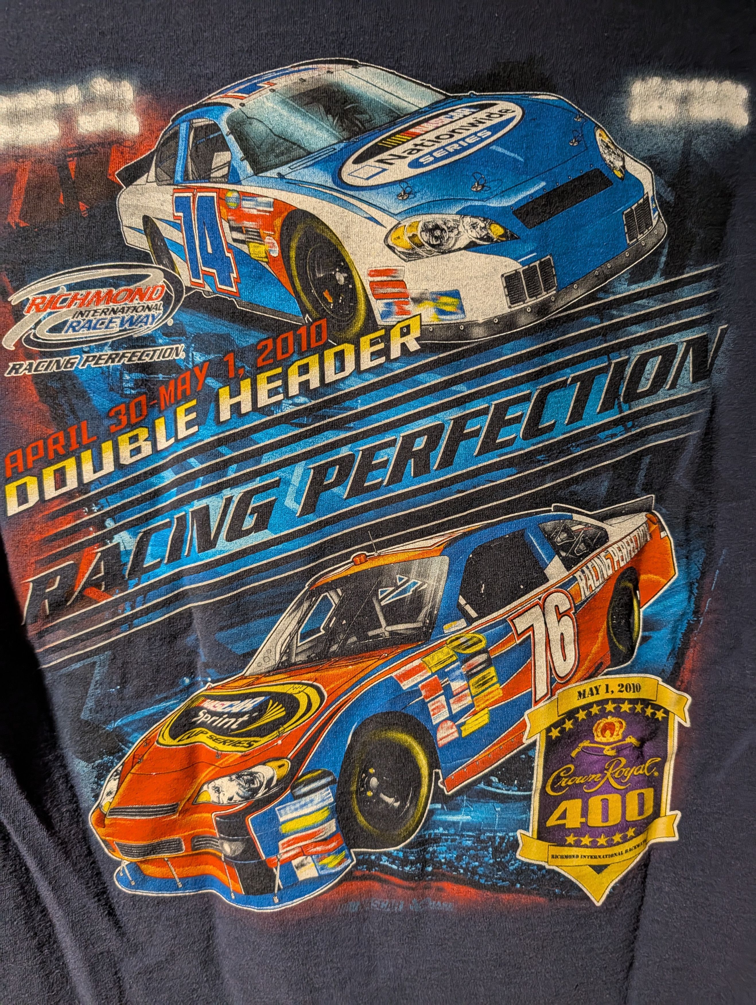 NASCAR Vintage 2010 Nascar Richmond Crown Royal 400 Large T-Shirt Size US L / EU 52-54 / 3 - 5 Thumbnail