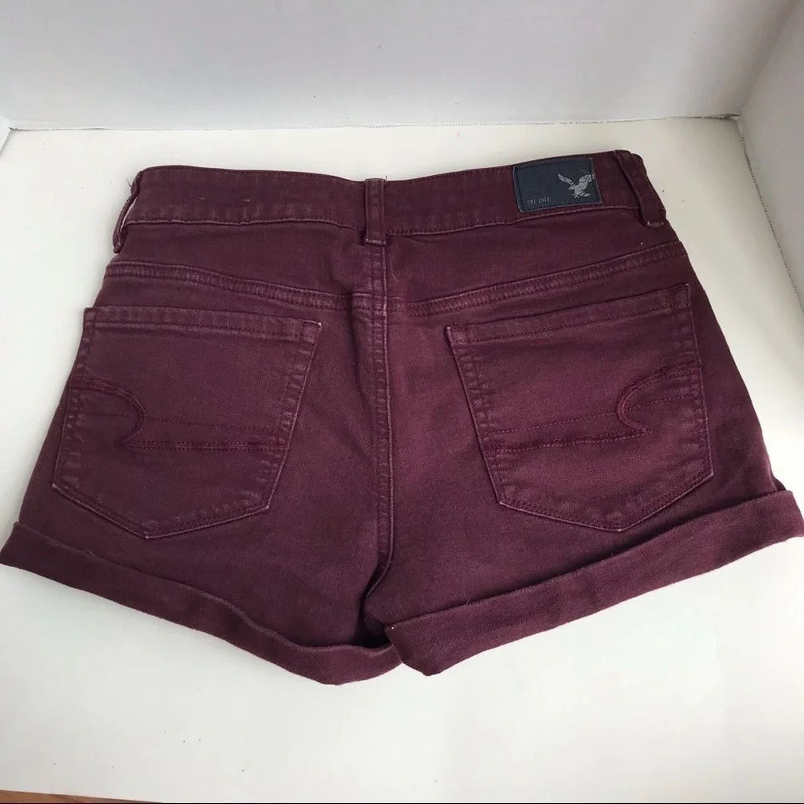 American Eagle Outfitters American Eagle Outfitters Hi-Rise Shortie Shorts Sz 4 Maroon Size 27" / US 4 / IT 40 - 3 Thumbnail