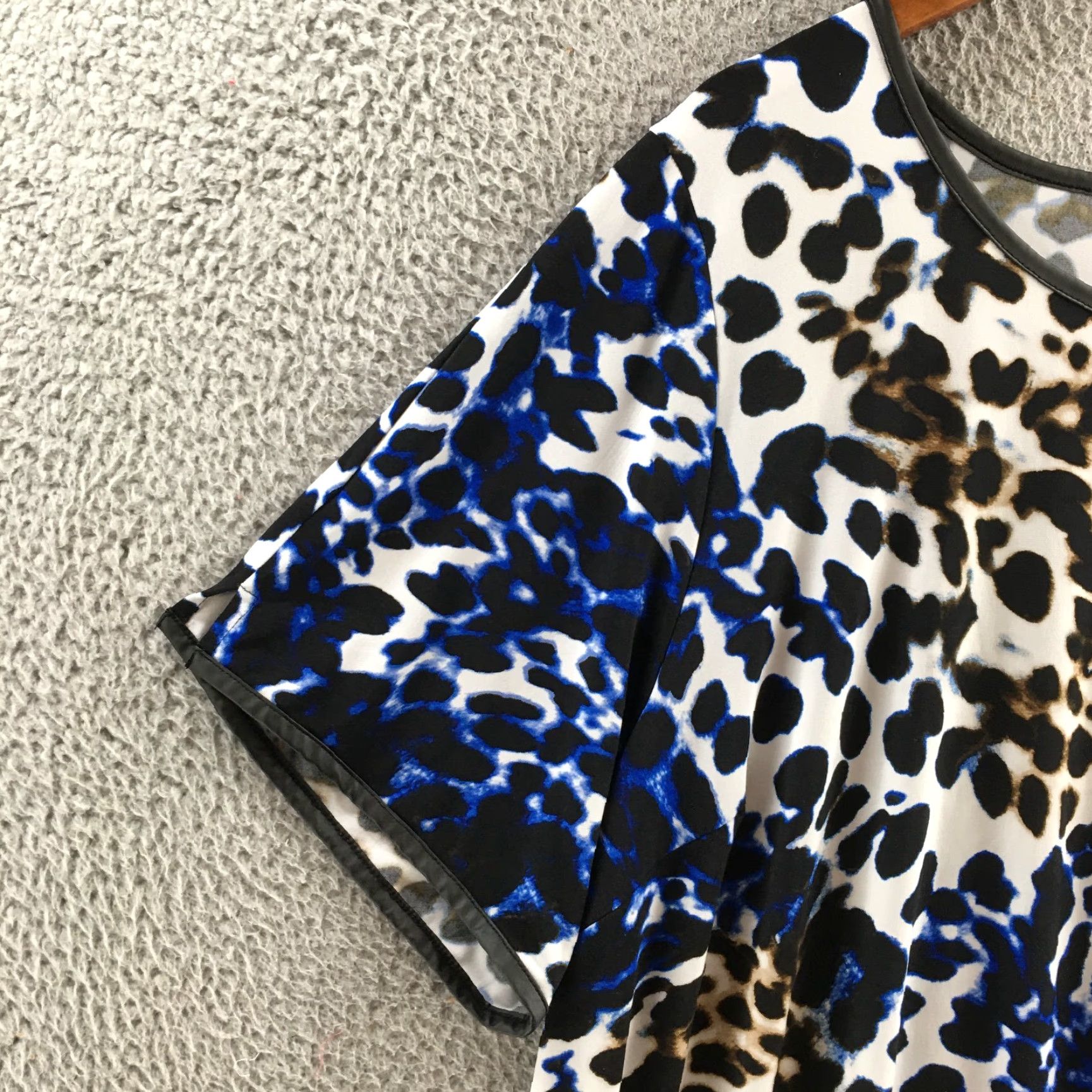 Calvin Klein Calvin Klein Collection Blouse Womens 3X Multicolor Animal Print Short Sleeve Top Size XXL / US 16-18 / IT 52-54 - 4 Thumbnail