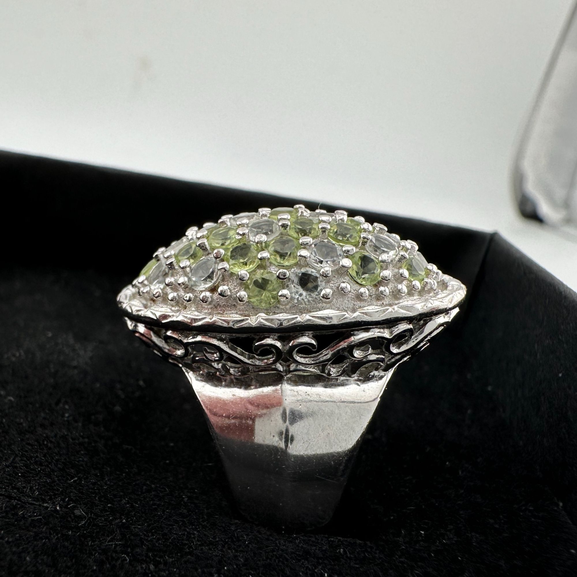 Other 3 Carat Large and Beautiful Peridot Pave' Ring Size 7 Size ONE SIZE - 16 Thumbnail
