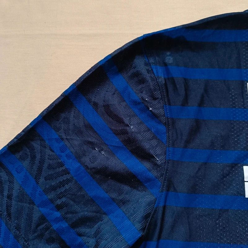Nike Kylian Mbappe #10 France 2020-2021 Player Issue Jersey M Size US M / EU 48-50 / 2 - 6 Thumbnail