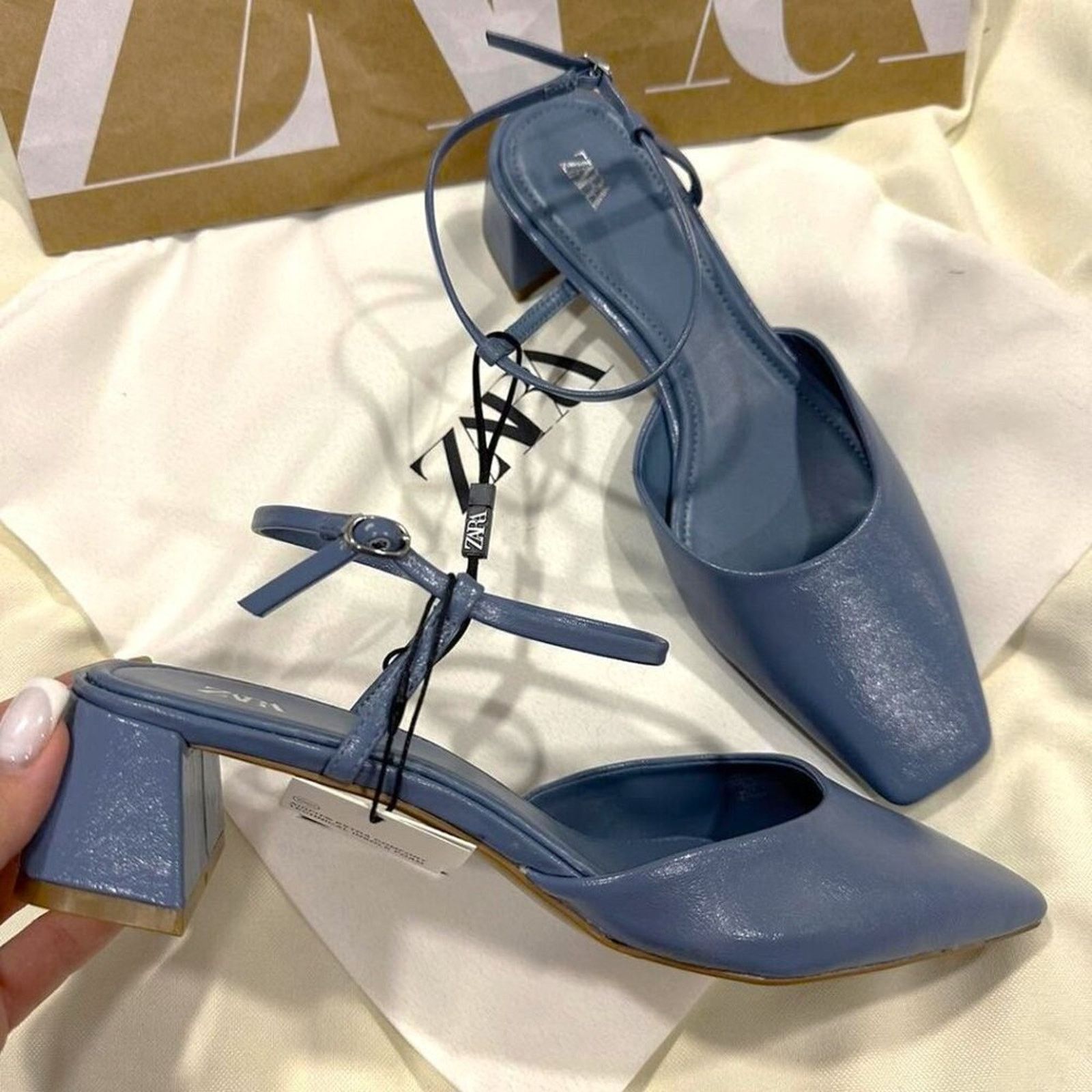 Zara Zara Blue Square Toe Slingback Block Heels NWT Size US 7.5 / IT 37.5 - 10 Thumbnail
