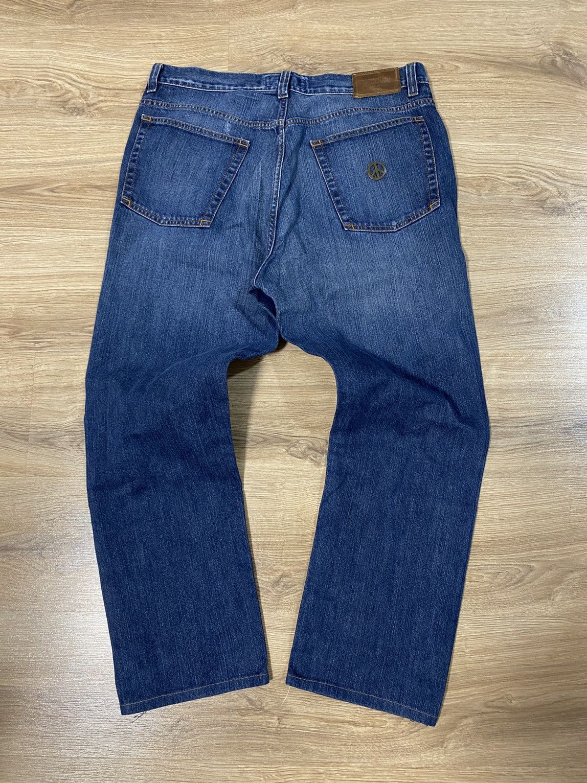 Moschino × Vintage Vintage Moschino Peace Casual Wide Jeans Size 38 Size US 38 / EU 54 - 1 Thumbnail