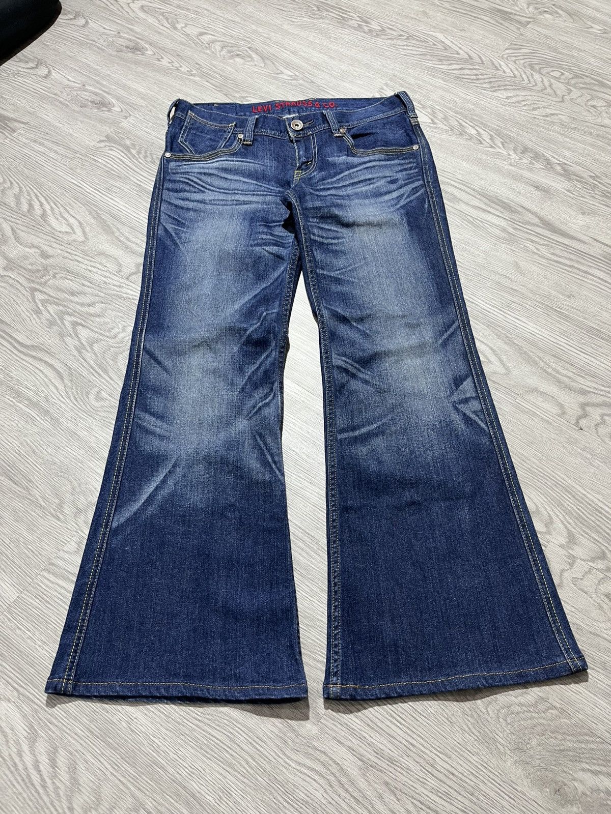 Japanese Brand Vintage Levis Buckleback Bootcut Clawmark Flared Jeans Pants Size US 30 / EU 46 - 2 Thumbnail