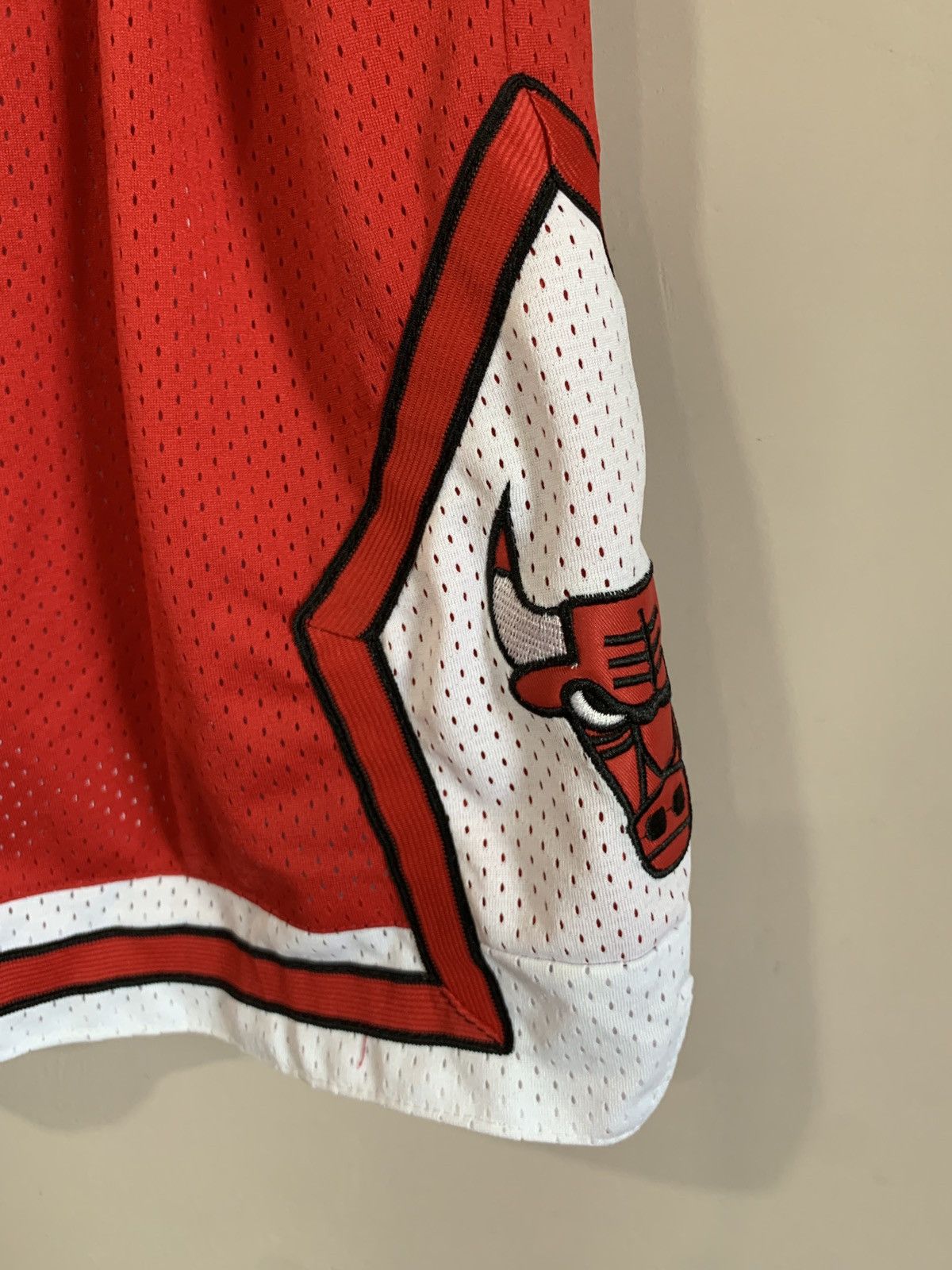 NBA Chicago Bulls Training Basketball Shorts NBA Size L Size US 36 / EU 52 - 4 Thumbnail