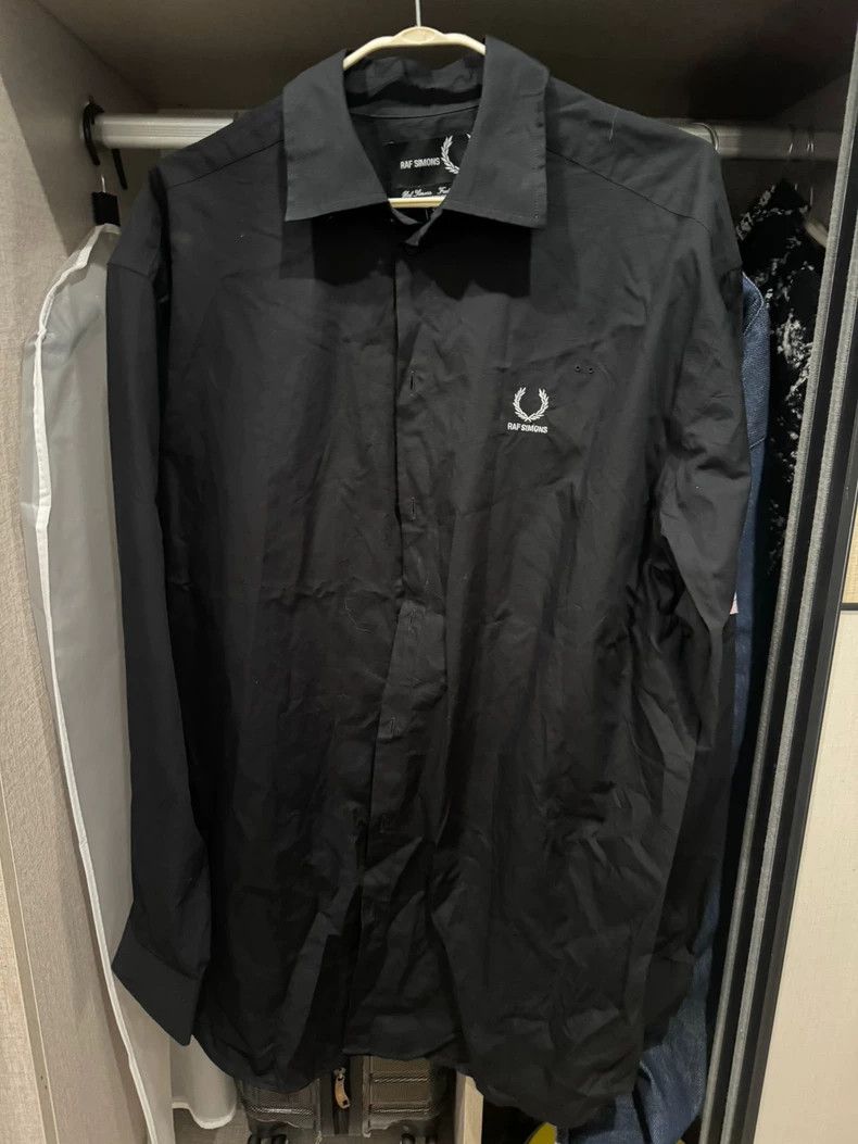 Raf Simons Raf simons Co-branded limited edition shirt Size US S / EU 44-46 / 1 - 1 Thumbnail