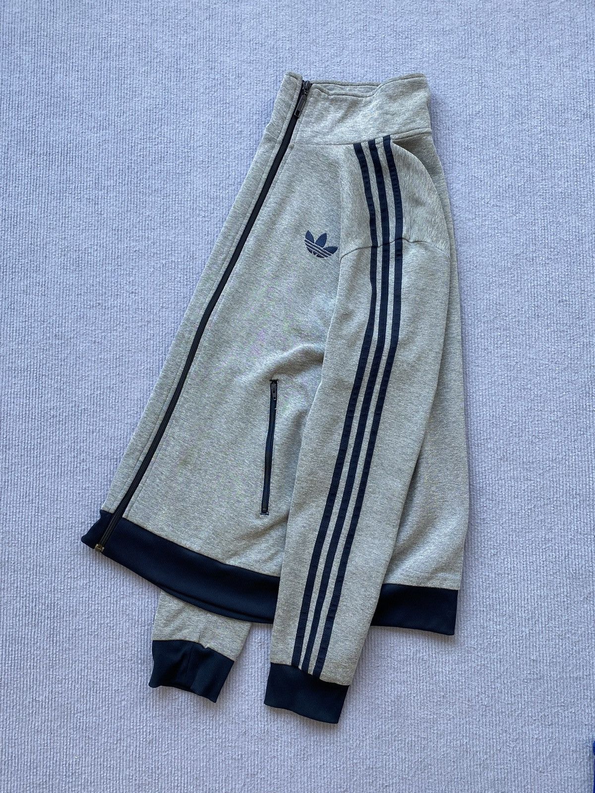 Adidas Vintage Adidas Grey/Navy Trefoil Track Jacket✨ Size US M / EU 48-50 / 2 - 2 Thumbnail