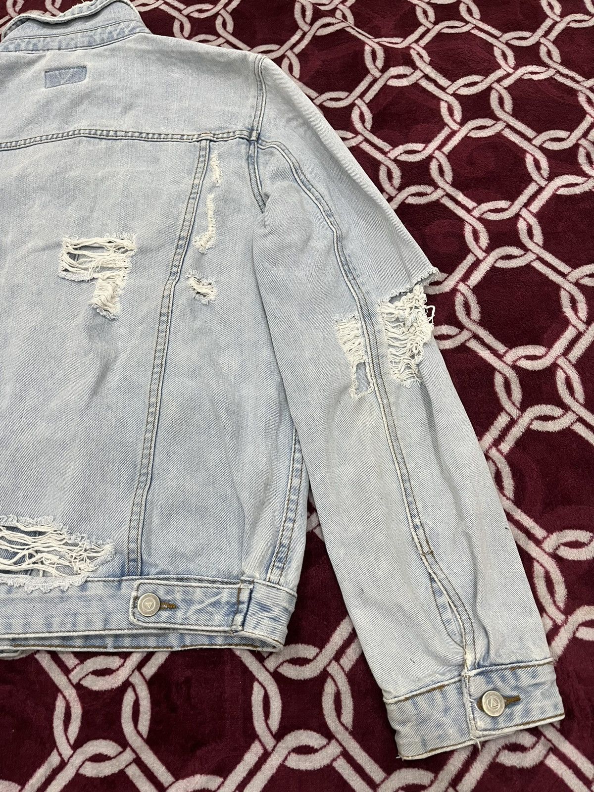 Asos Asos Ripped Trucker Denim Jacket Size US L / EU 52-54 / 3 - 15 Thumbnail