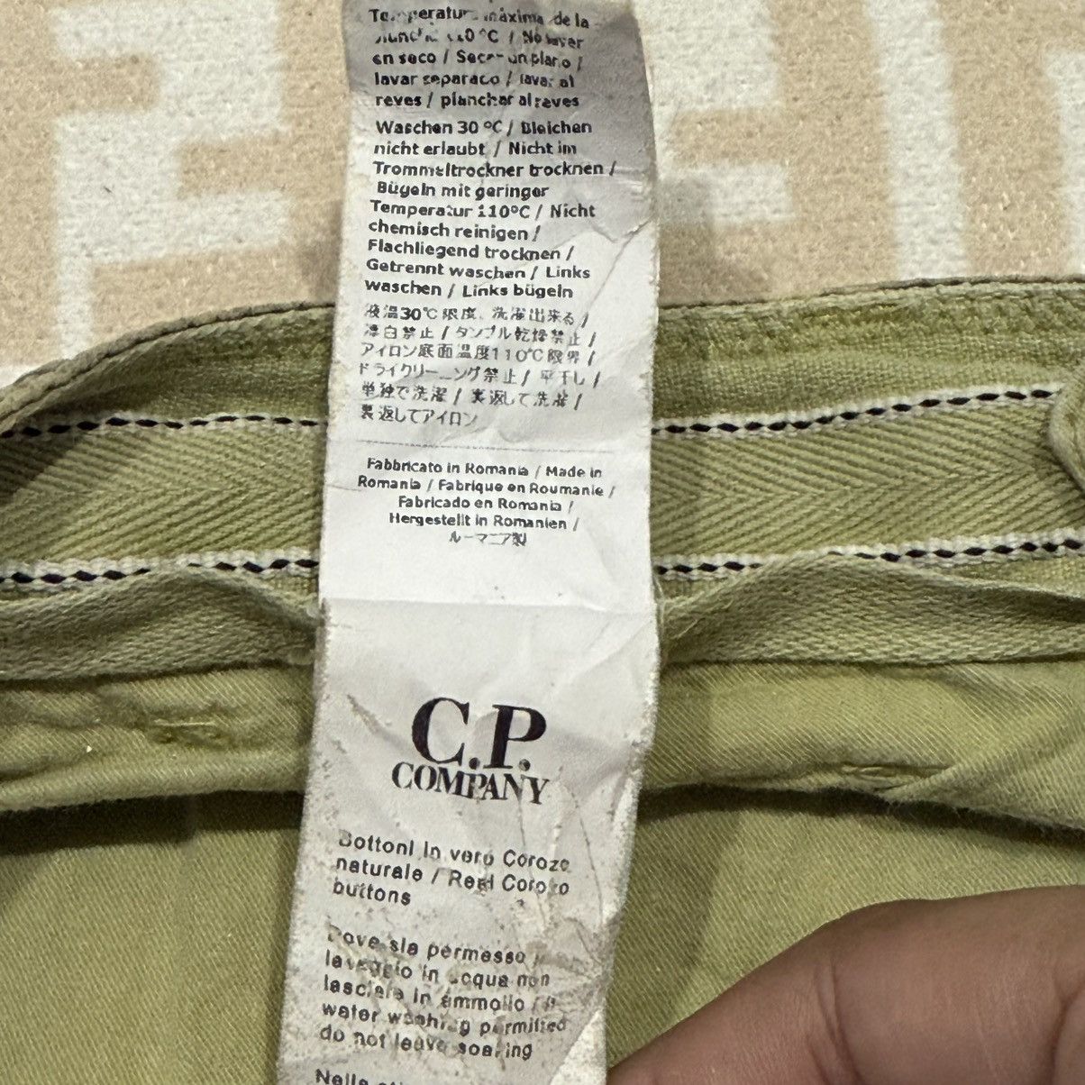 C.P. Company Cp Company Hawaii Cargo Shorts Size US 33 - 8 Thumbnail