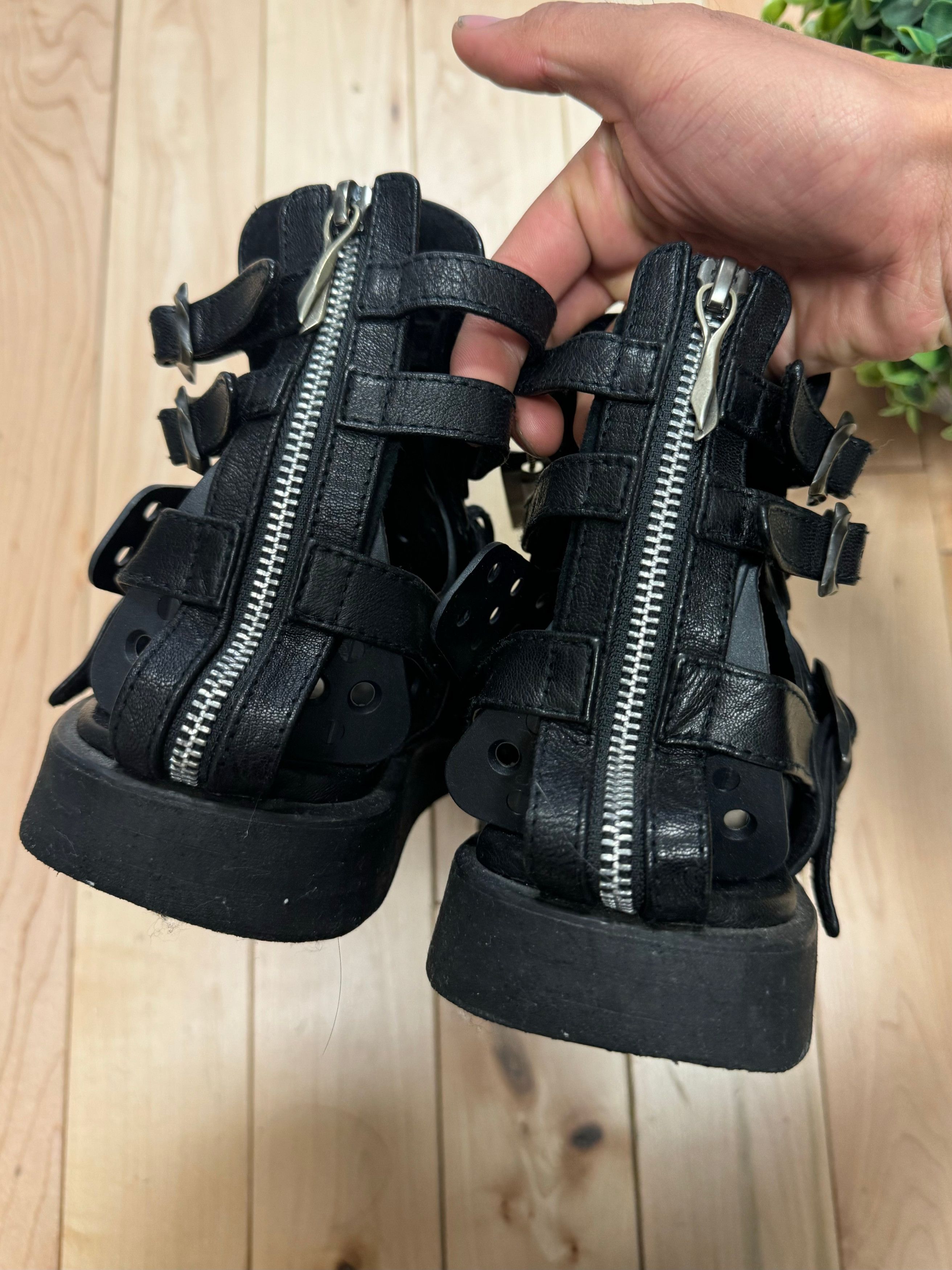 14th Addiction 14th Addiction Black Calfskin Leather ‘Gladiator’ Spartan High Top Sandals Size US 8 / EU 41 - 5 Thumbnail