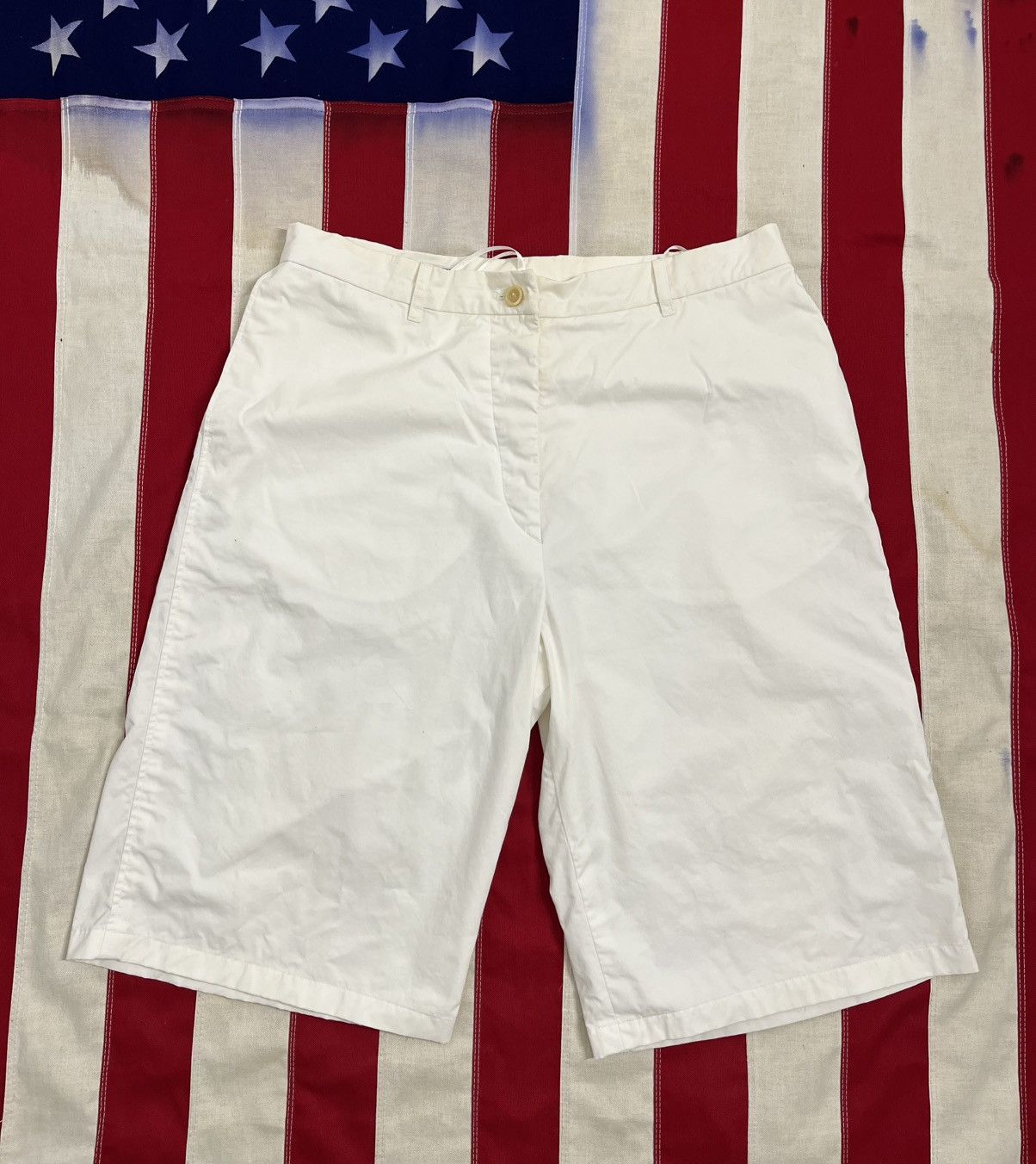 Jil Sander Jil Sander White Tailored Shorts - Minimalist Bermuda Shorts Size US 42 / EU 58 - 1 Thumbnail